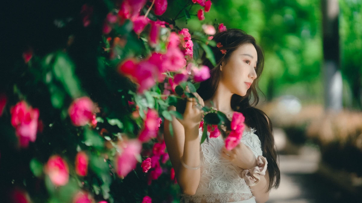 [艺图语]2023.05.20 Vol.3048 蔷薇花下#桃子#[47P]-007
