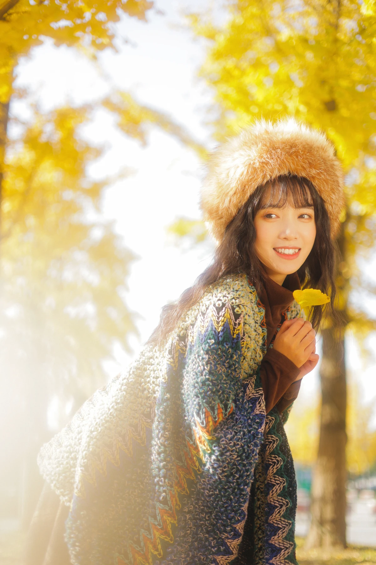 [艺图语]2023.01.12 Vol.2901 银杏不负秋#一只阿梦崽#[44P]-014