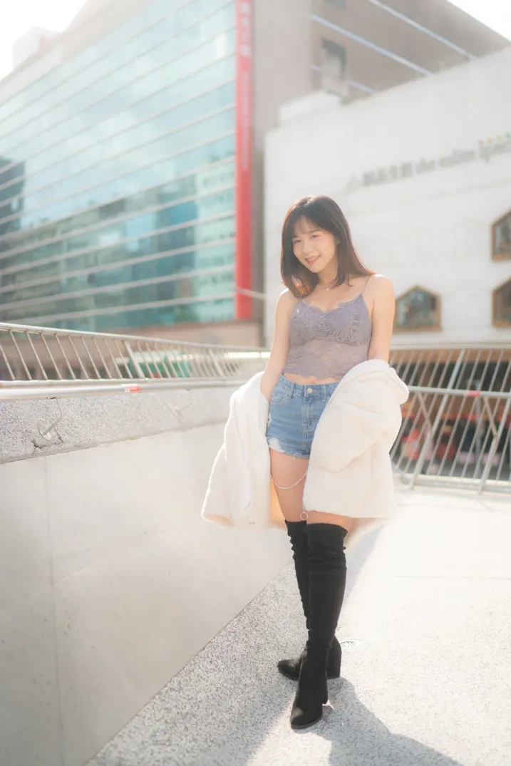 [街拍丝足] NO.215 YoYo 牛仔短裤长靴 #街拍丝足、美足#[109P]-083