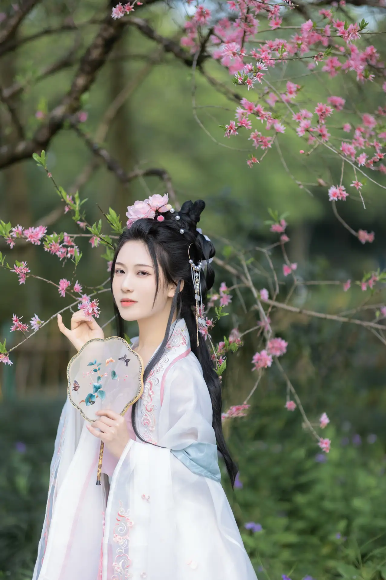 [艺图语] 2022.06.04 Vol.1077-015