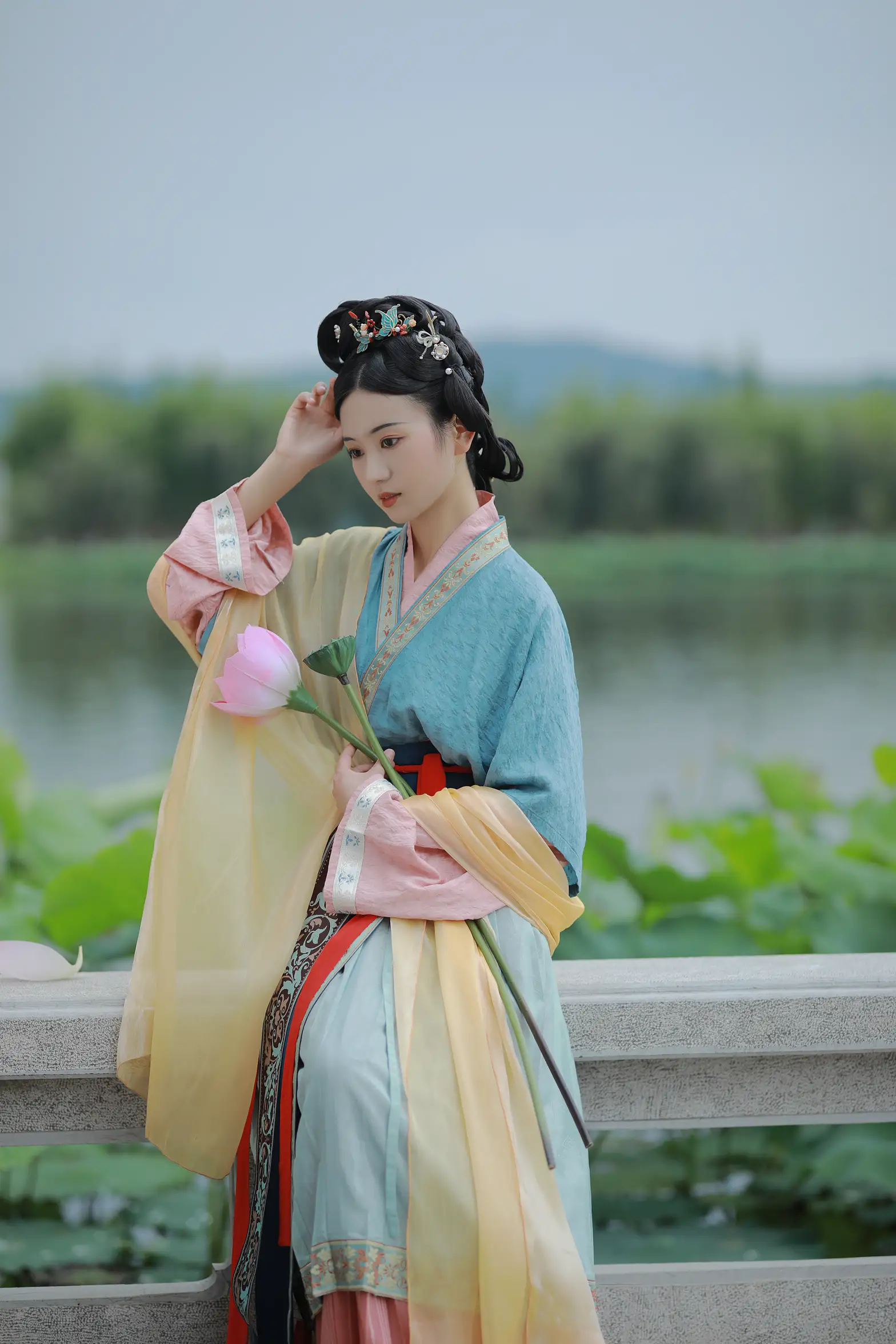 [艺图语] 2022.08.12 Vol.1687-026