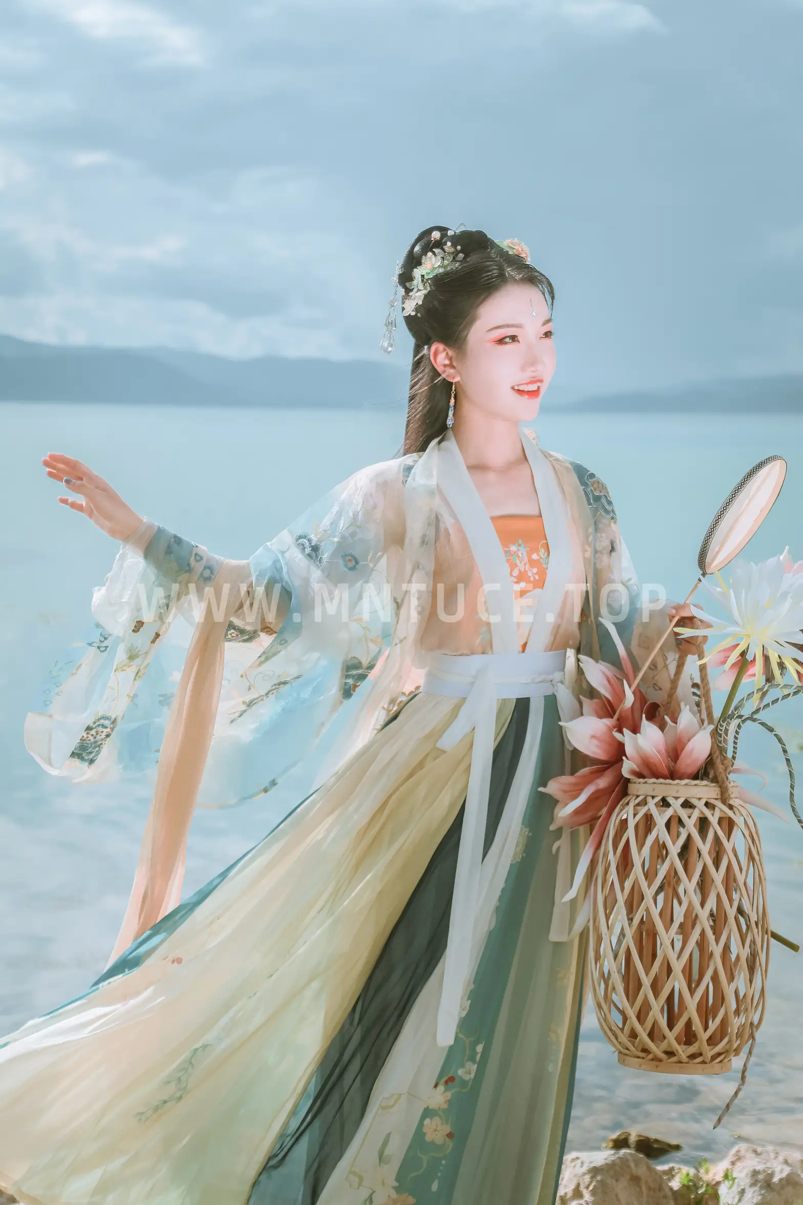 [艺图语] 2022.01.29 Vol.725-020