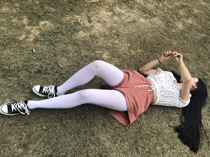 [街拍丝足] NO.007 操场散拍合集 #街拍丝足、美足#[91P]-045