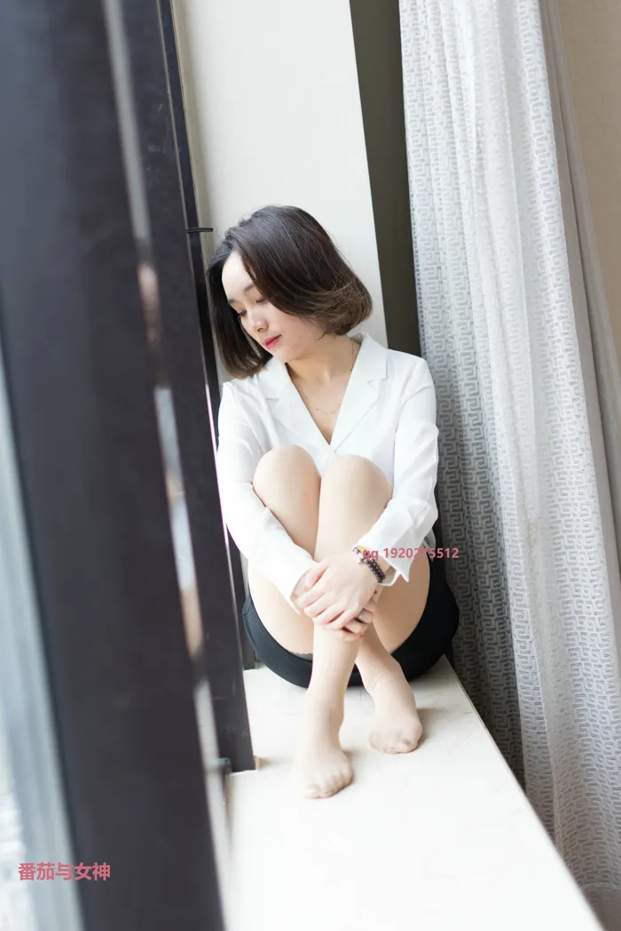 [街拍丝足] NO.034 木子的小包裙 #街拍丝足、美足#[97P]-071