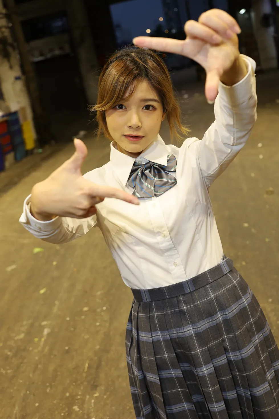 [街拍丝足] NO.144 Kandi 学生制服美腿 #街拍丝足、美足#[110P]-022