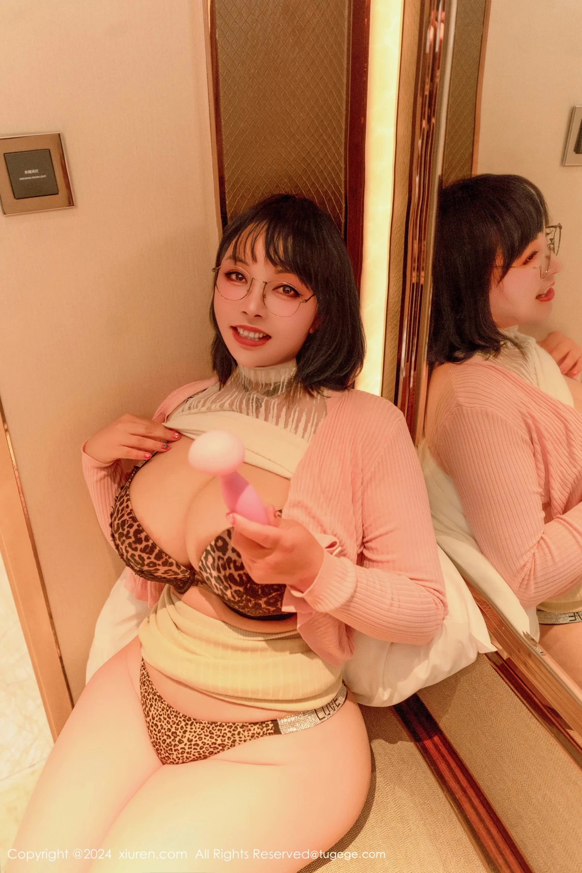 [秀人网] 2024.12.31 No.9685 油田溪溪、秀人旗下#[97P]-050