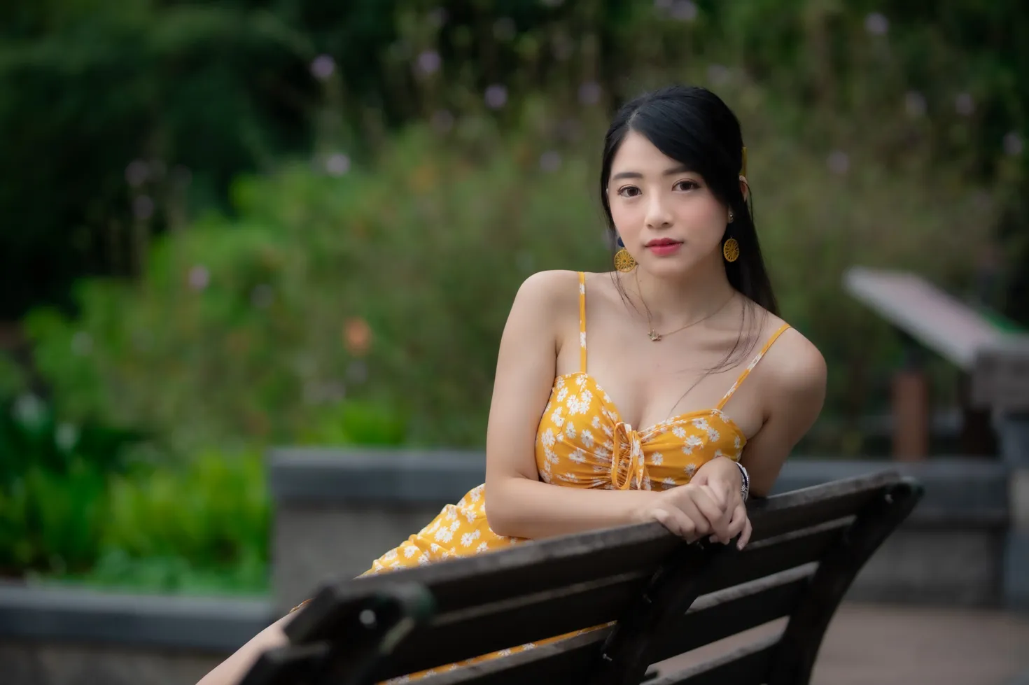 [街拍丝足] NO.170 湘芹 吊带连衣裙高跟美腿 #街拍丝足、美足#[48P]-009