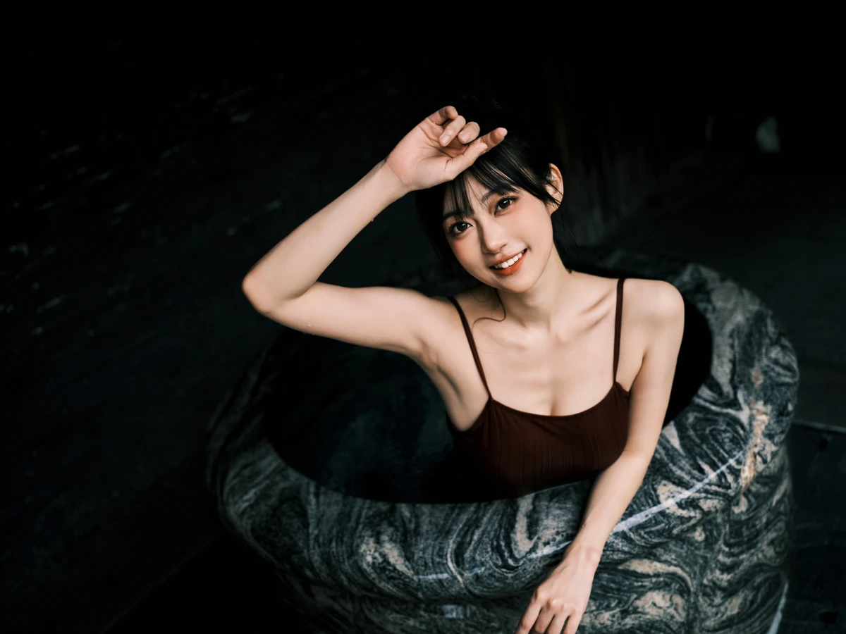 [艺图语]2023.03.09 Vol.3036 温泉红#飞鸟咕咕-#[43P]-029