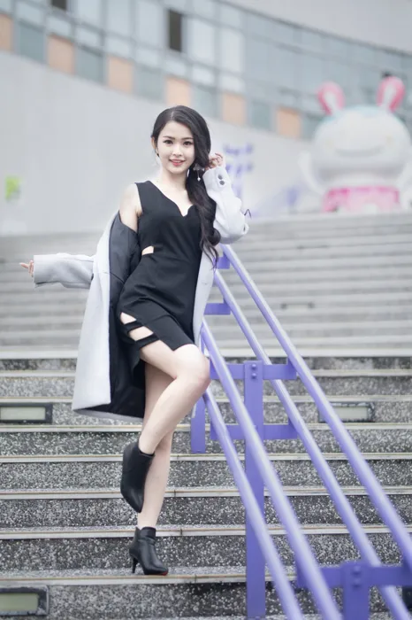 [街拍丝足] NO.062  杨宓凌 包臀裙更显性感 #街拍丝足、美足#[100P]-003