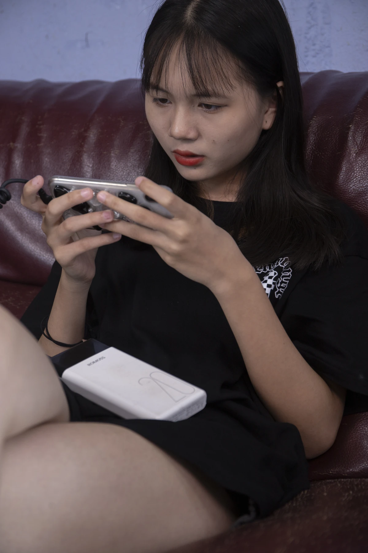 [南国足艺] NO.038 美妮无意丝足挑鞋玩鞋，换鞋脱鞋展示性感肉丝美脚#[100P]-035