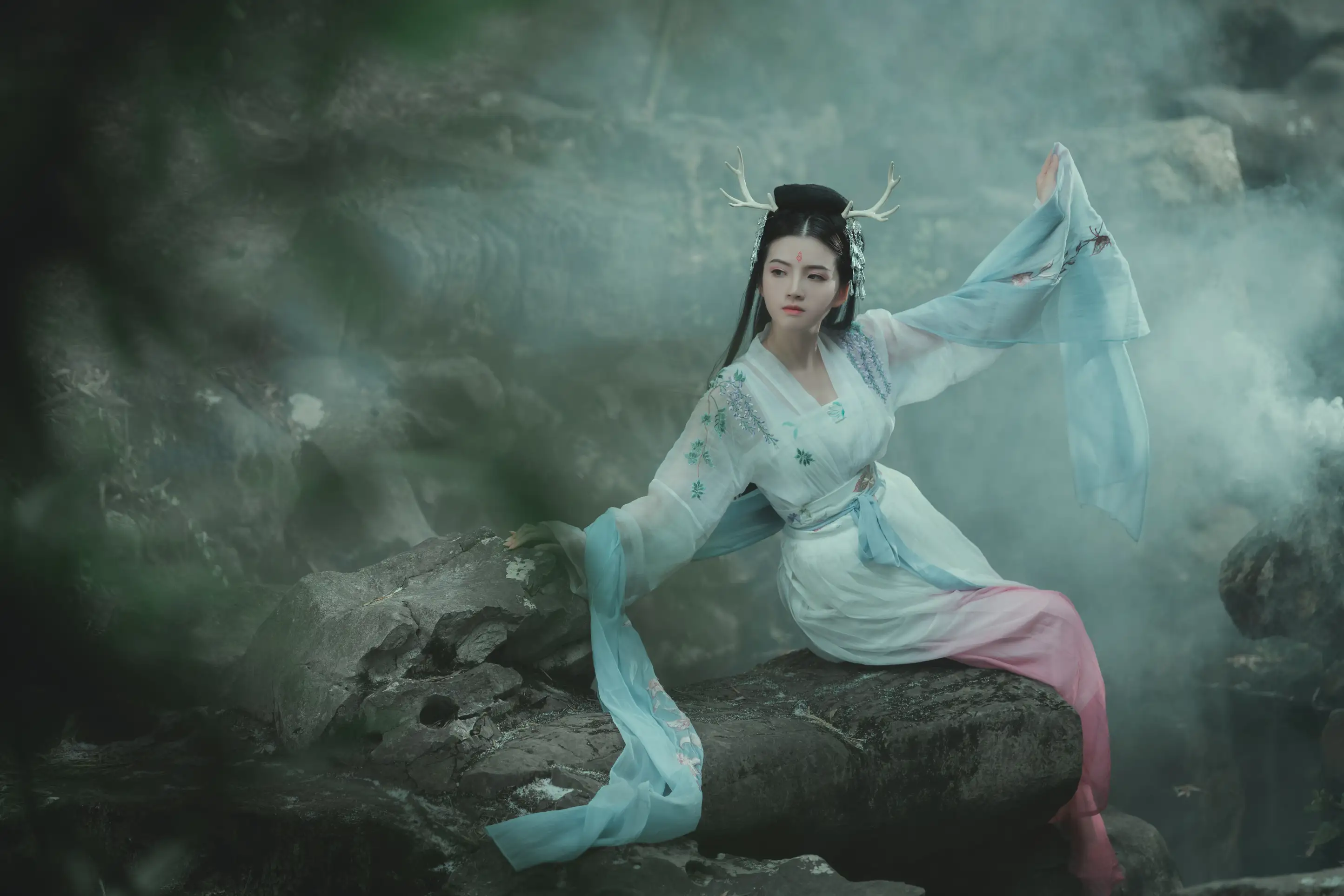 [艺图语] 2022.06.12 Vol.1153-007