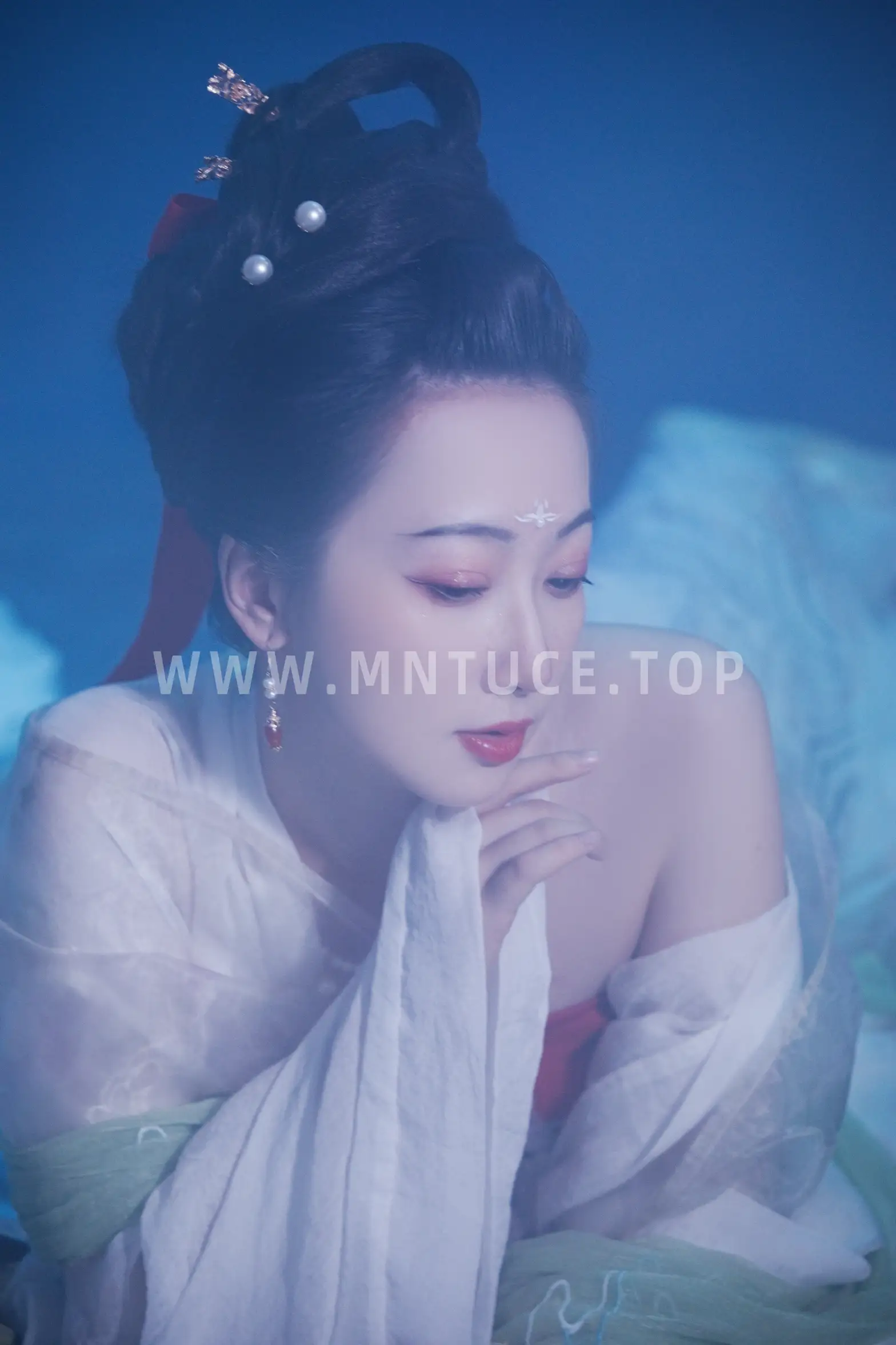 [艺图语] 2022.08.26 Vol.1793-018