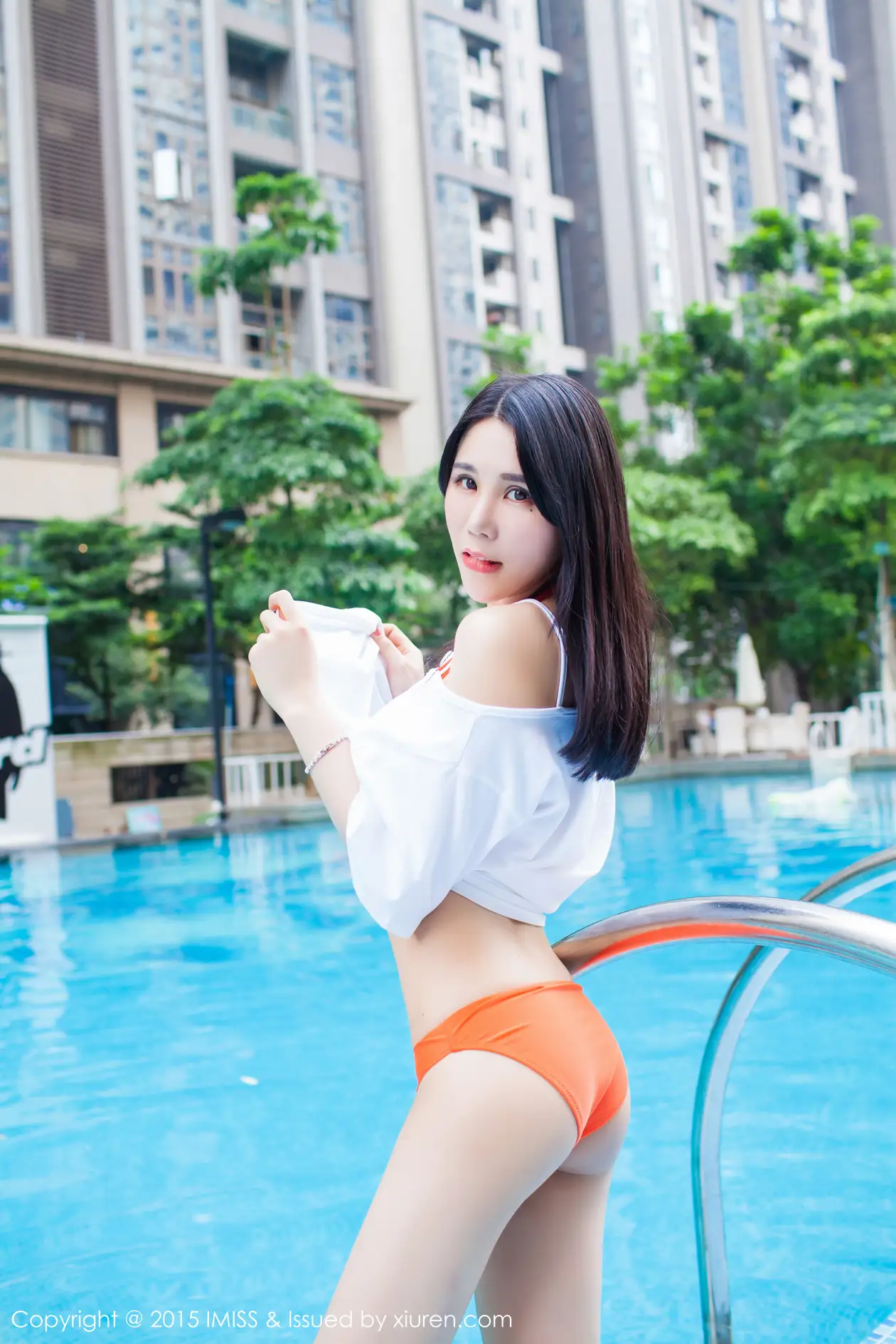 [爱蜜社] 2015.11.26 VOL.048-002