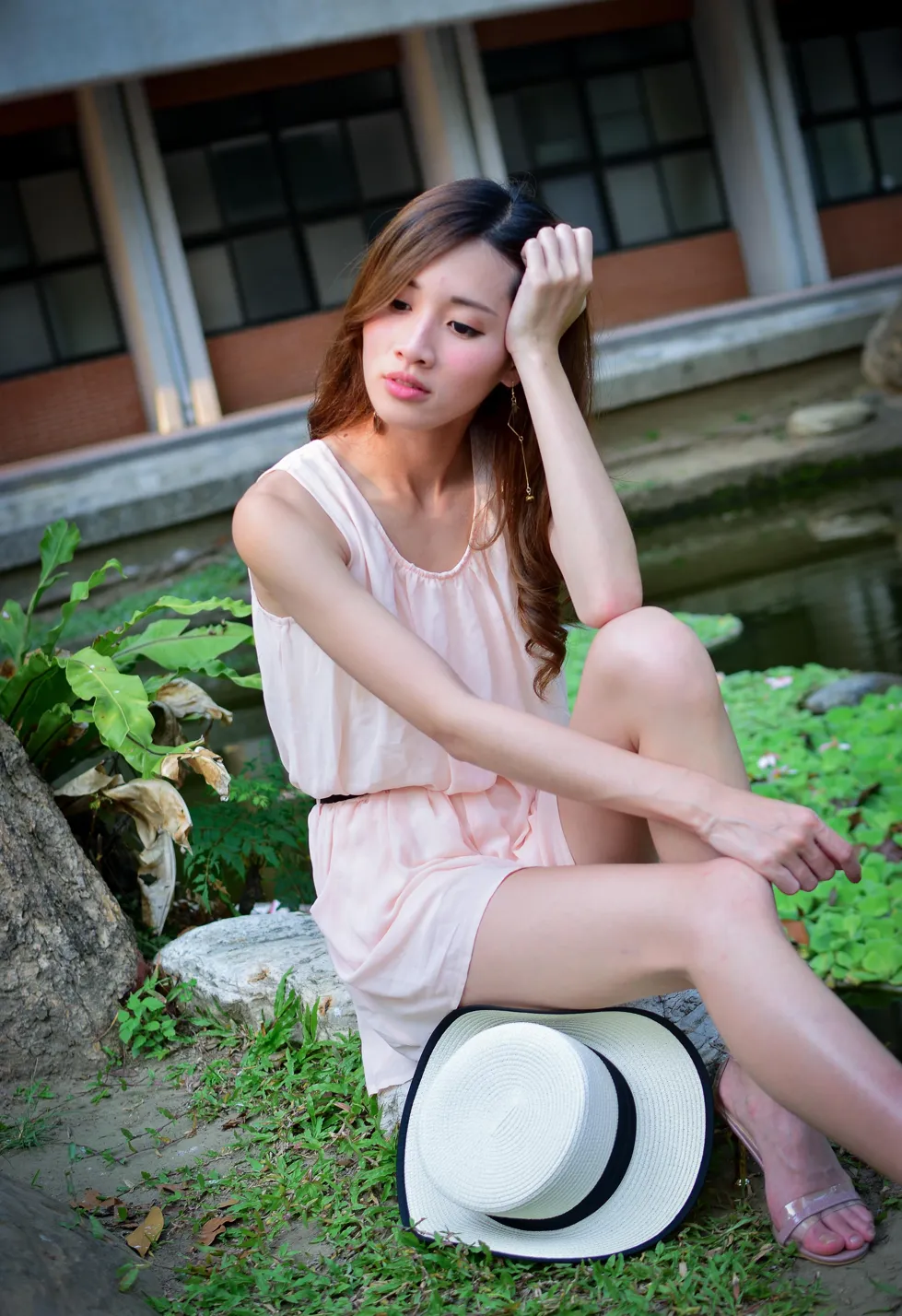[街拍丝足] NO.180 张筠 连衣裙凉高美腿 #街拍丝足、美足#[29P]-023