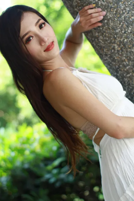 [街拍丝足] NO.039 Go Go 白色小禮服 高跟美腿外拍 #街拍丝足、美足#[118P]-046