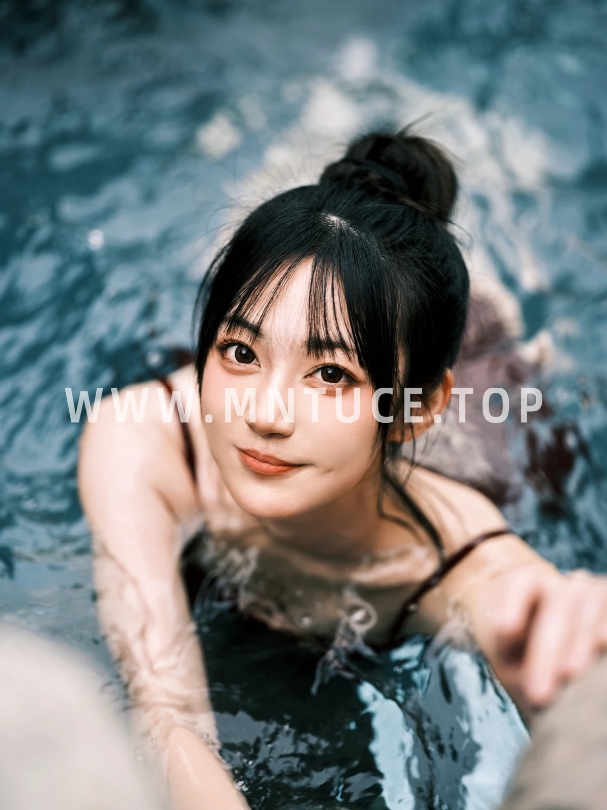 [艺图语]2023.03.09 Vol.3036 温泉红#飞鸟咕咕-#[43P]-040