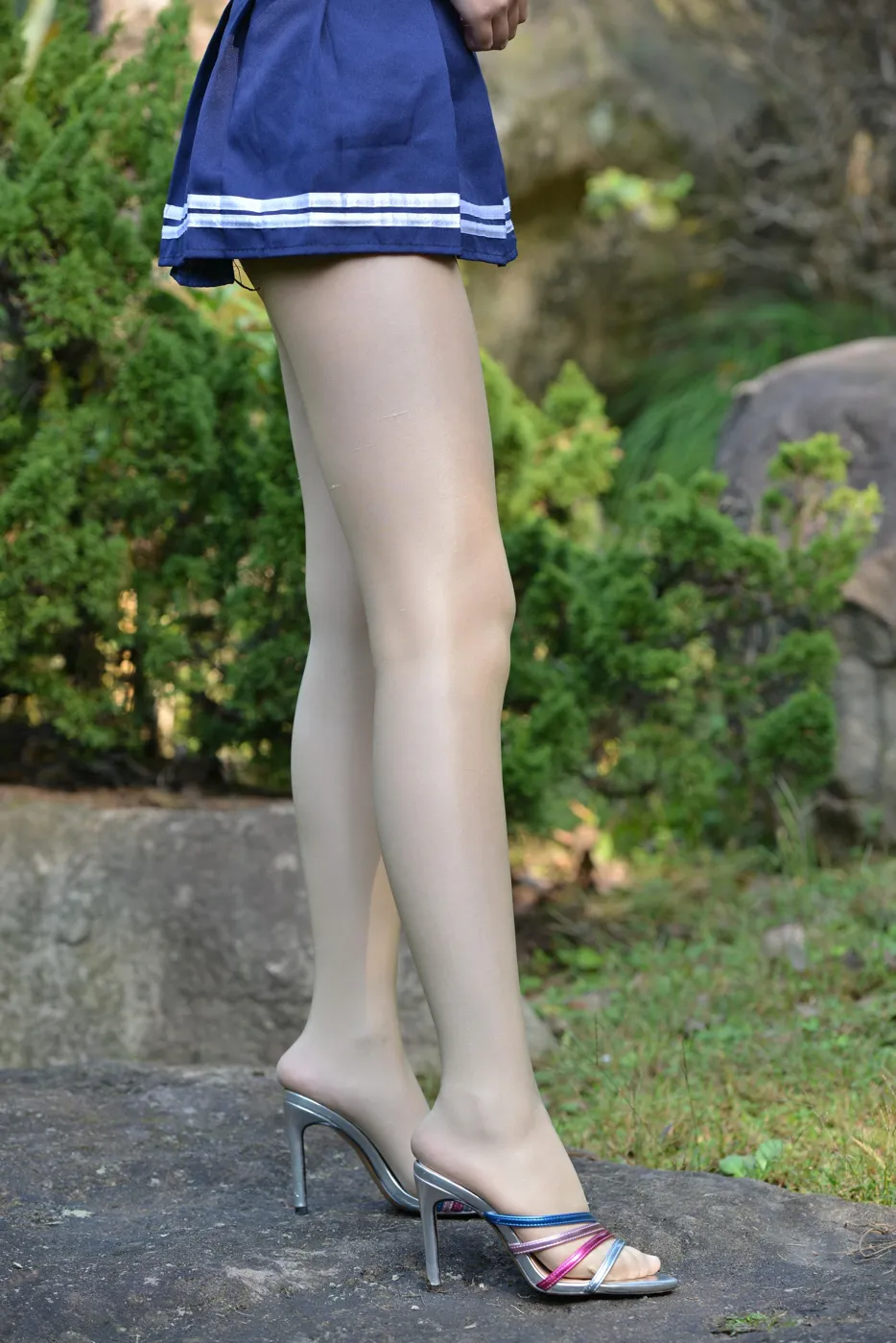 [街拍丝足] NO.158 表妹来了 #街拍丝足、美足#[193P]-007