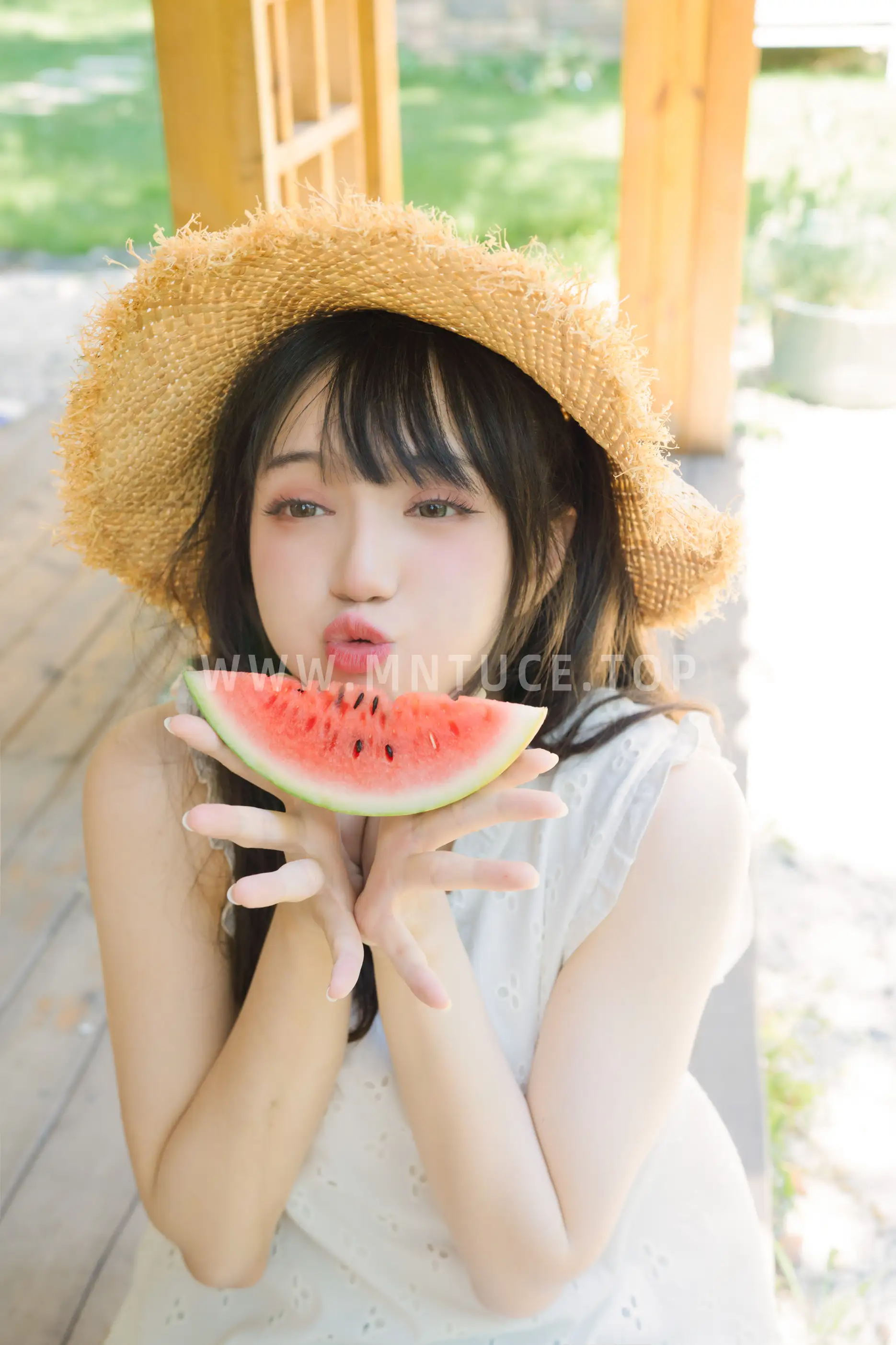 [艺图语] 2022.09.05 Vol.1877-036