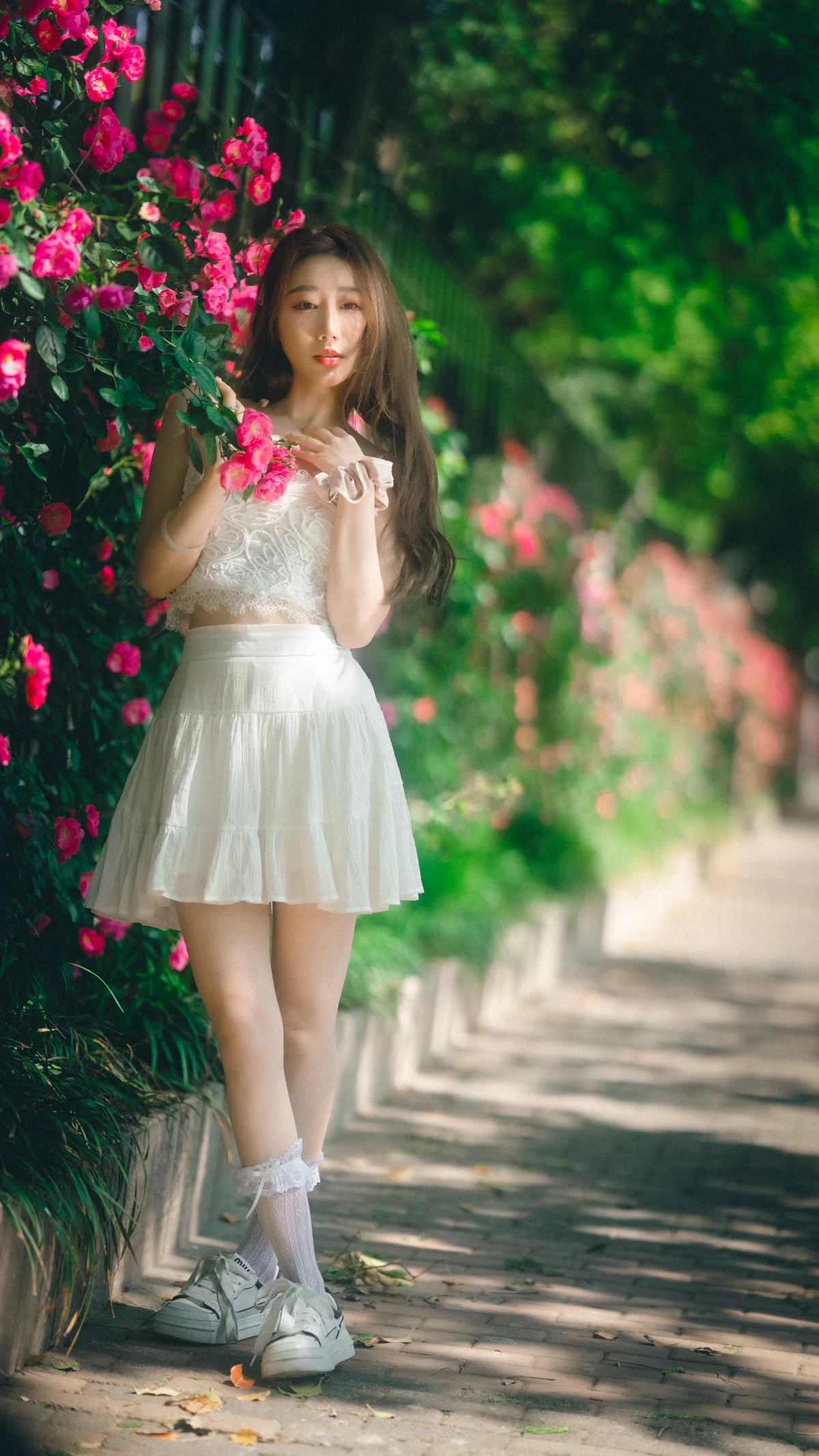 [艺图语]2023.05.20 Vol.3048 蔷薇花下#桃子#[47P]-029