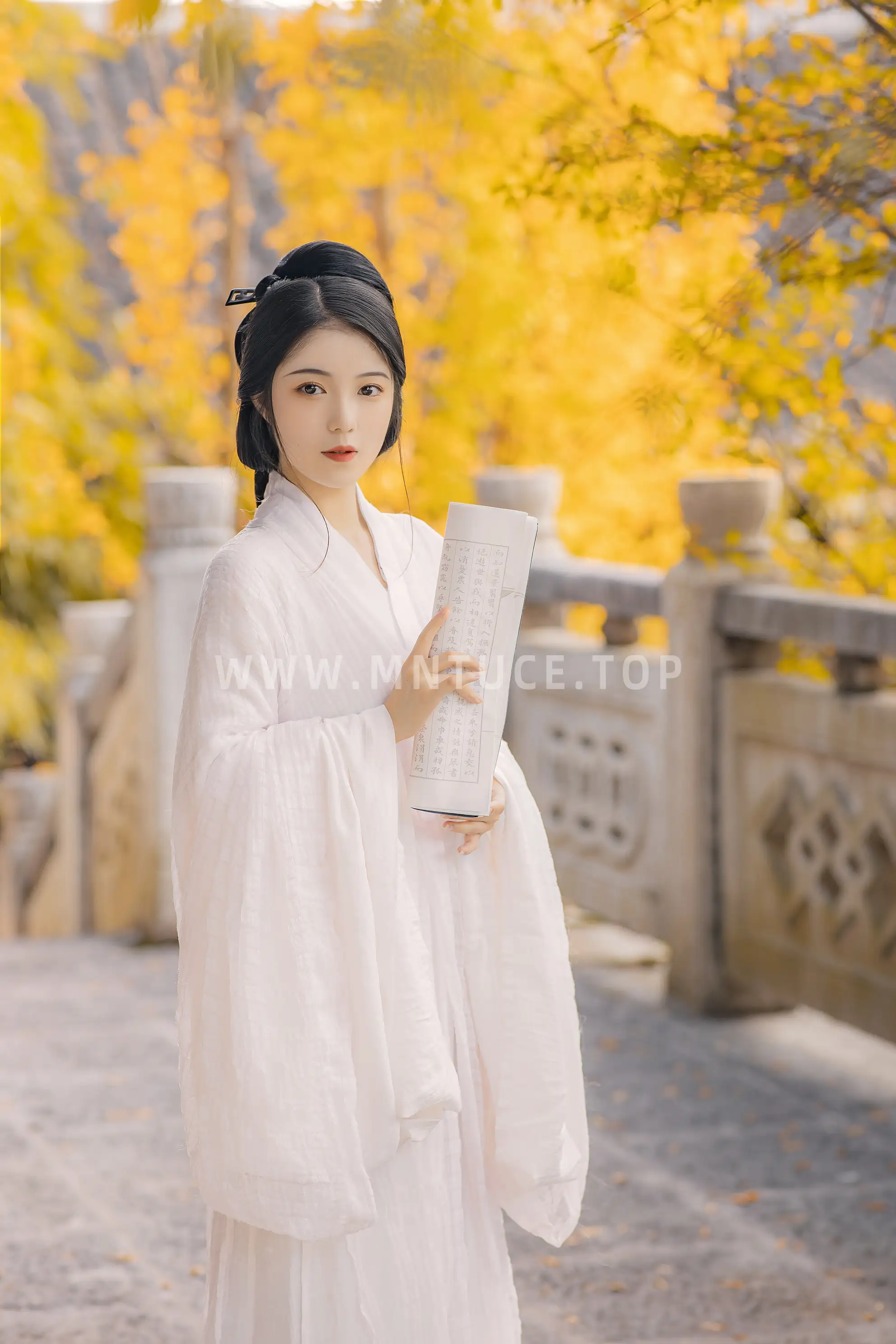 [艺图语] 2022.06.17 Vol.1204-019