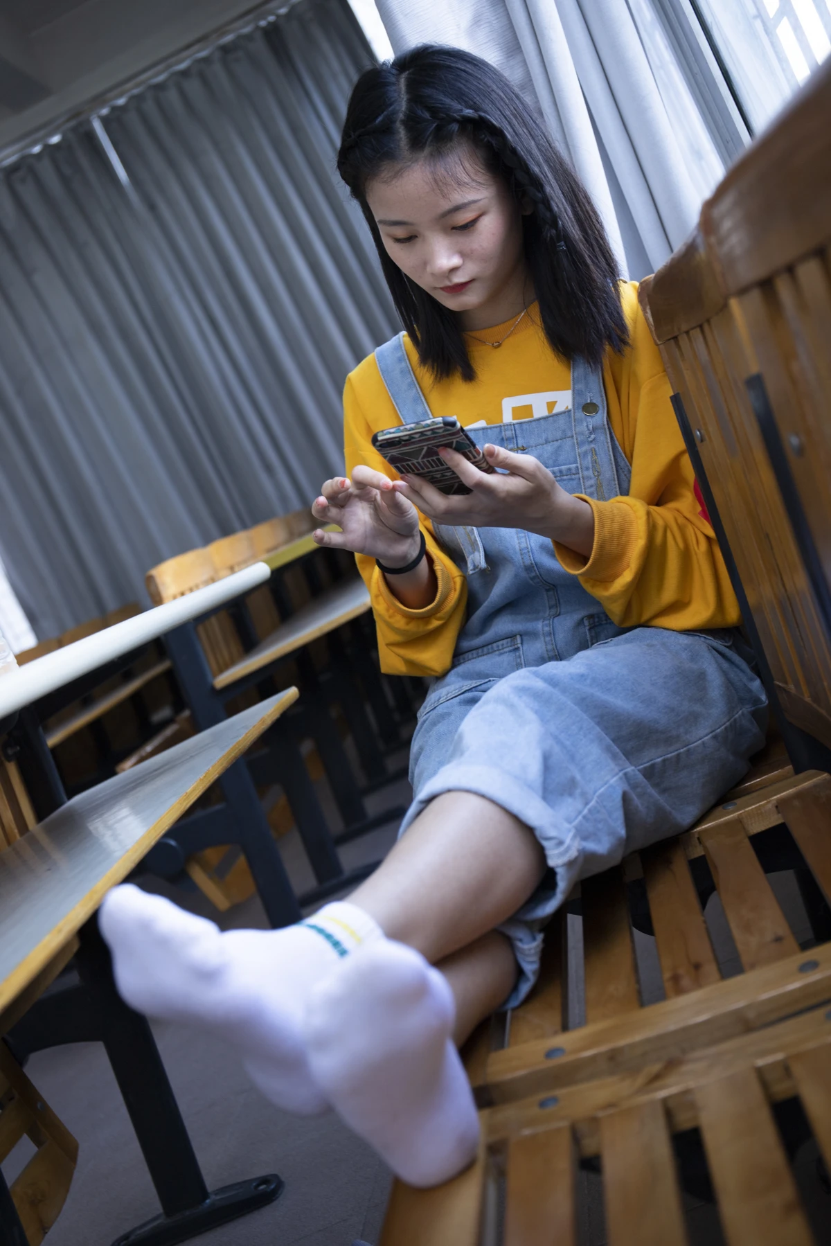 [南国足艺] NO.019 刁钻的角度 四川妹子琳琳教室秀美脚#南国足艺#[121P]-039