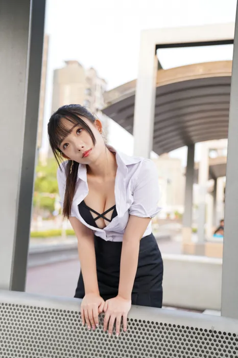 [街拍丝足] NO.078  陈家琳 OL短裙 高跟美腿外拍 #街拍丝足、美足#[100P]-061
