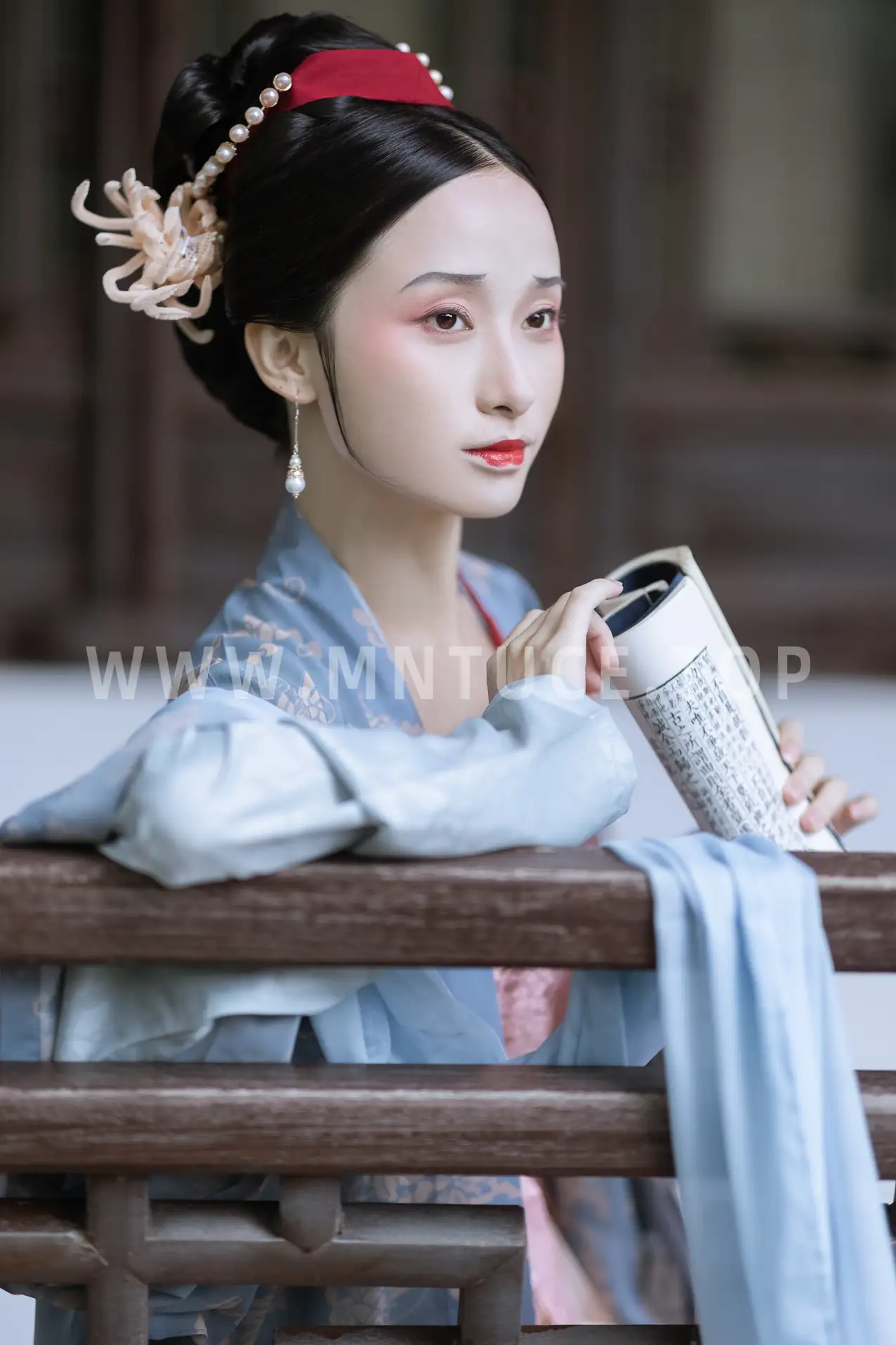 [艺图语] 2022.08.30 Vol.1829-018