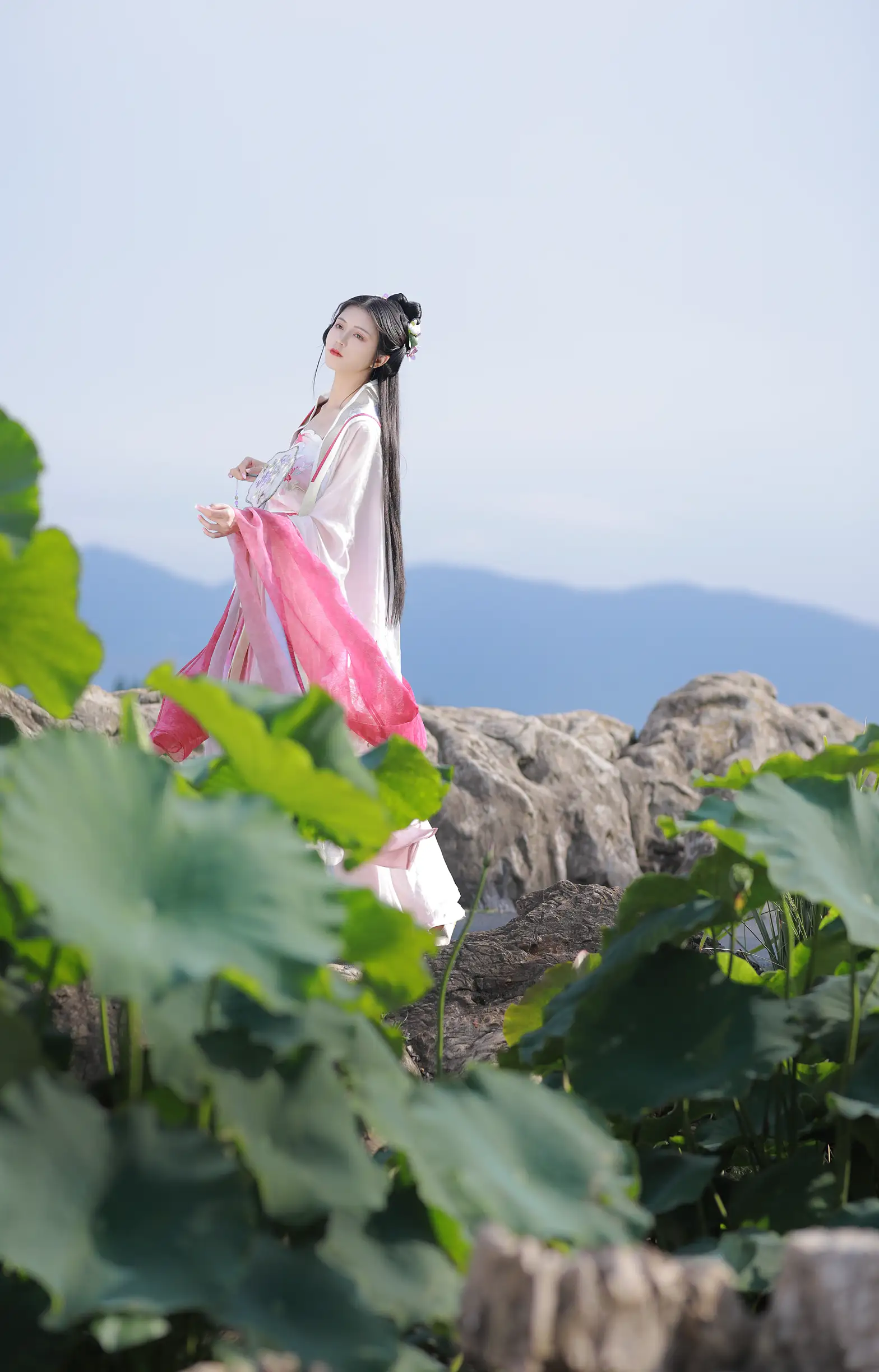 [艺图语] 2022.08.06 Vol.1639-032