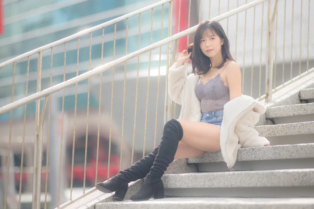 [街拍丝足] NO.215 YoYo 牛仔短裤长靴 #街拍丝足、美足#[109P]-046