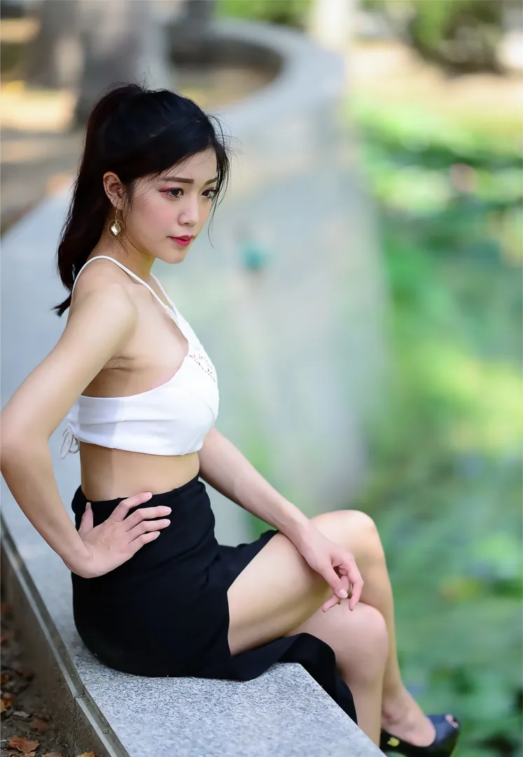 [街拍丝足] NO.162 莎莎 露肚高叉长裙高跟美腿 #街拍丝足、美足#[122P]-060