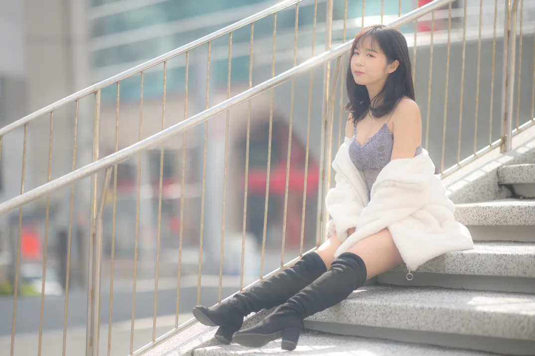 [街拍丝足] NO.215 YoYo 牛仔短裤长靴 #街拍丝足、美足#[109P]-036