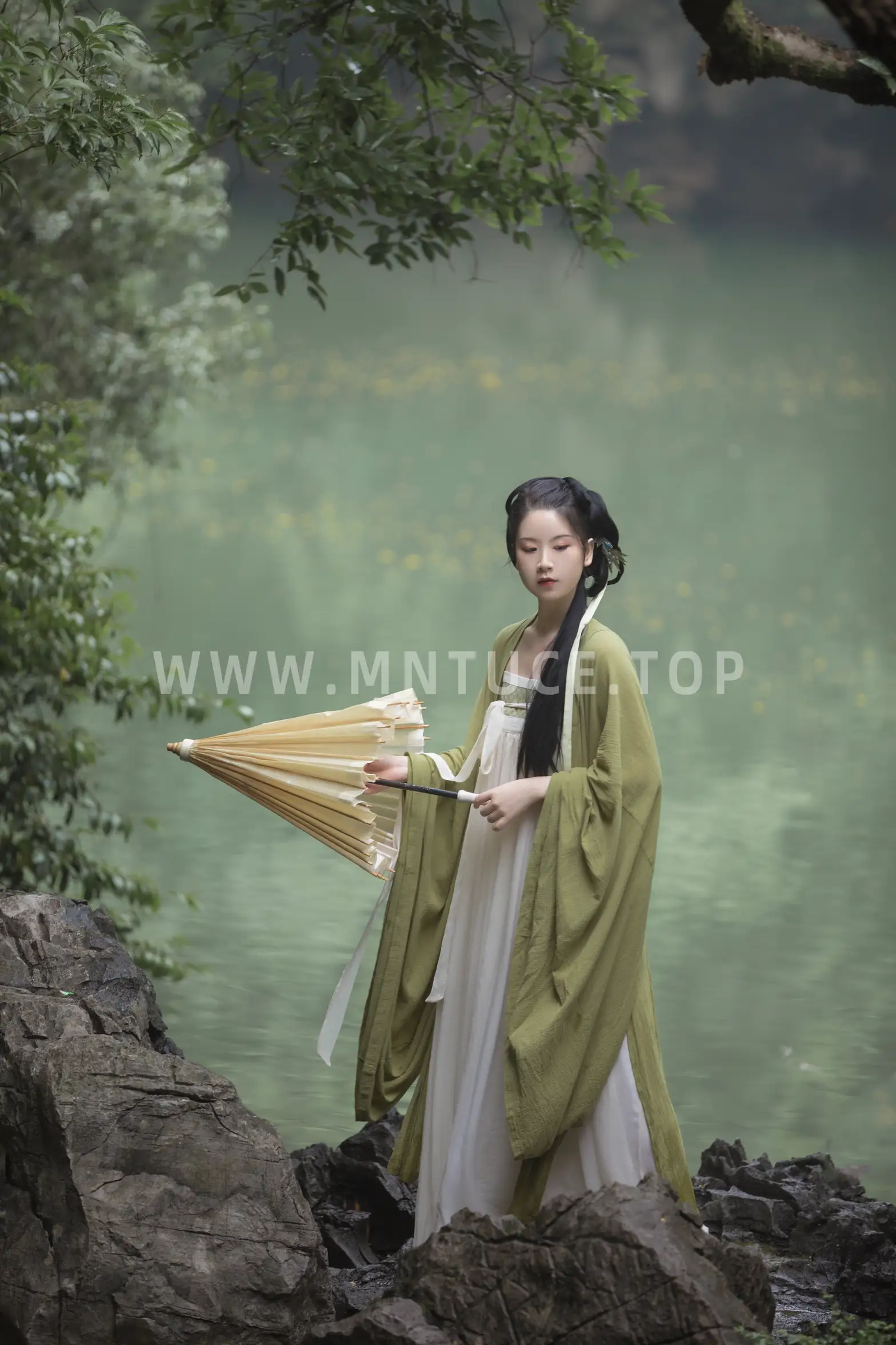 [艺图语] 2022.09.02 Vol.1848-036