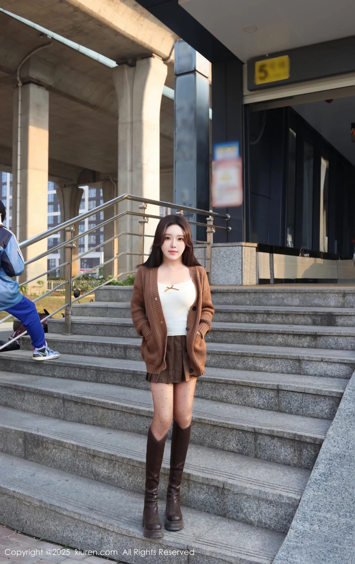 [秀人网] 2025.01.03 No.9708 小薯条nienie、秀人旗下#[72P]-009
