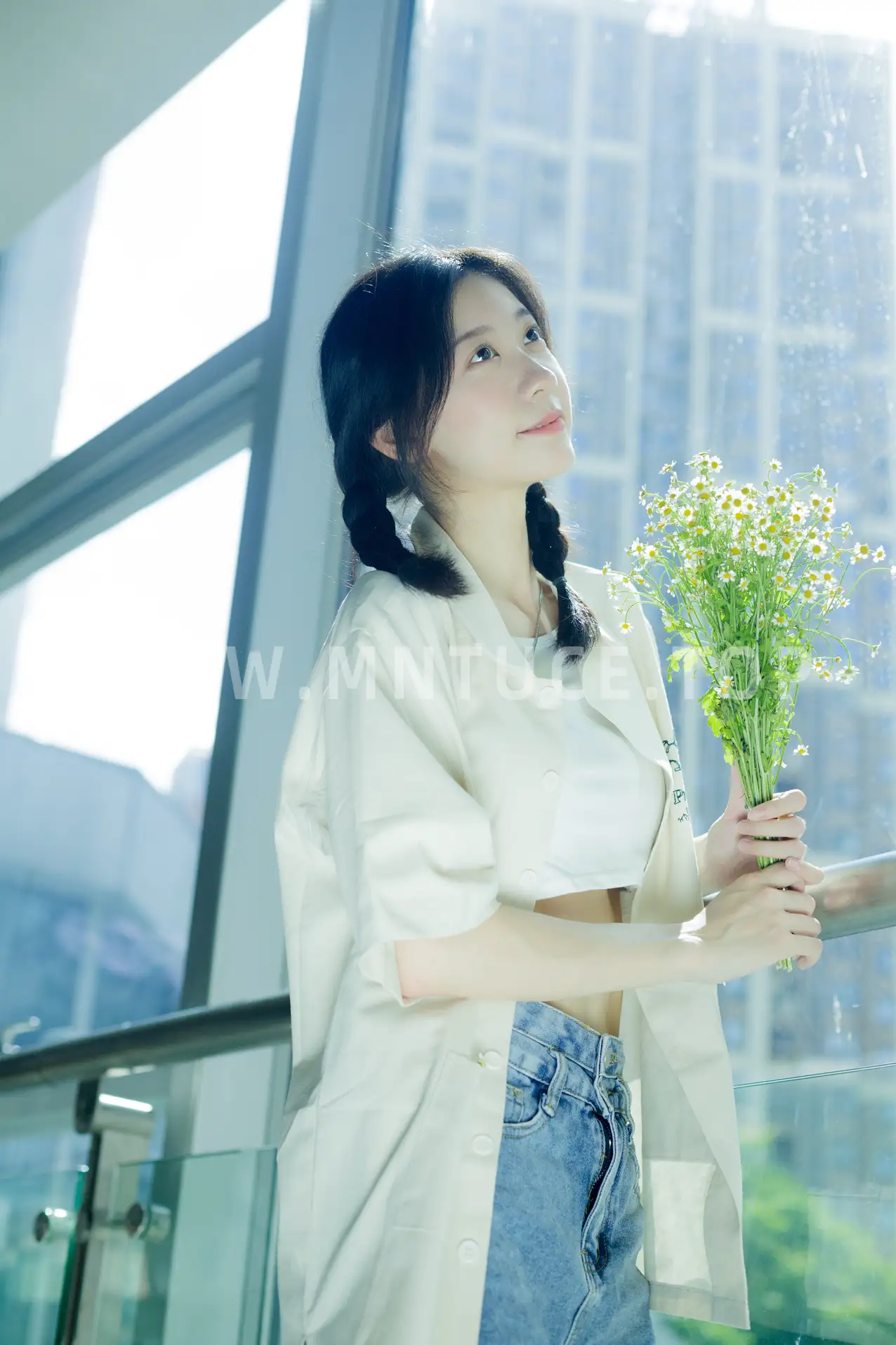 [艺图语] 2022.08.22 Vol.1761-018