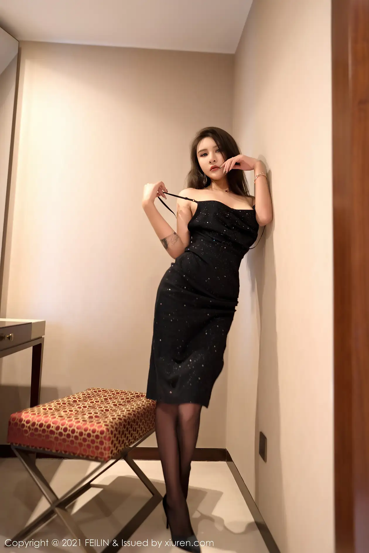 [嗲囡囡] 2021.07.06 VOL.401-044