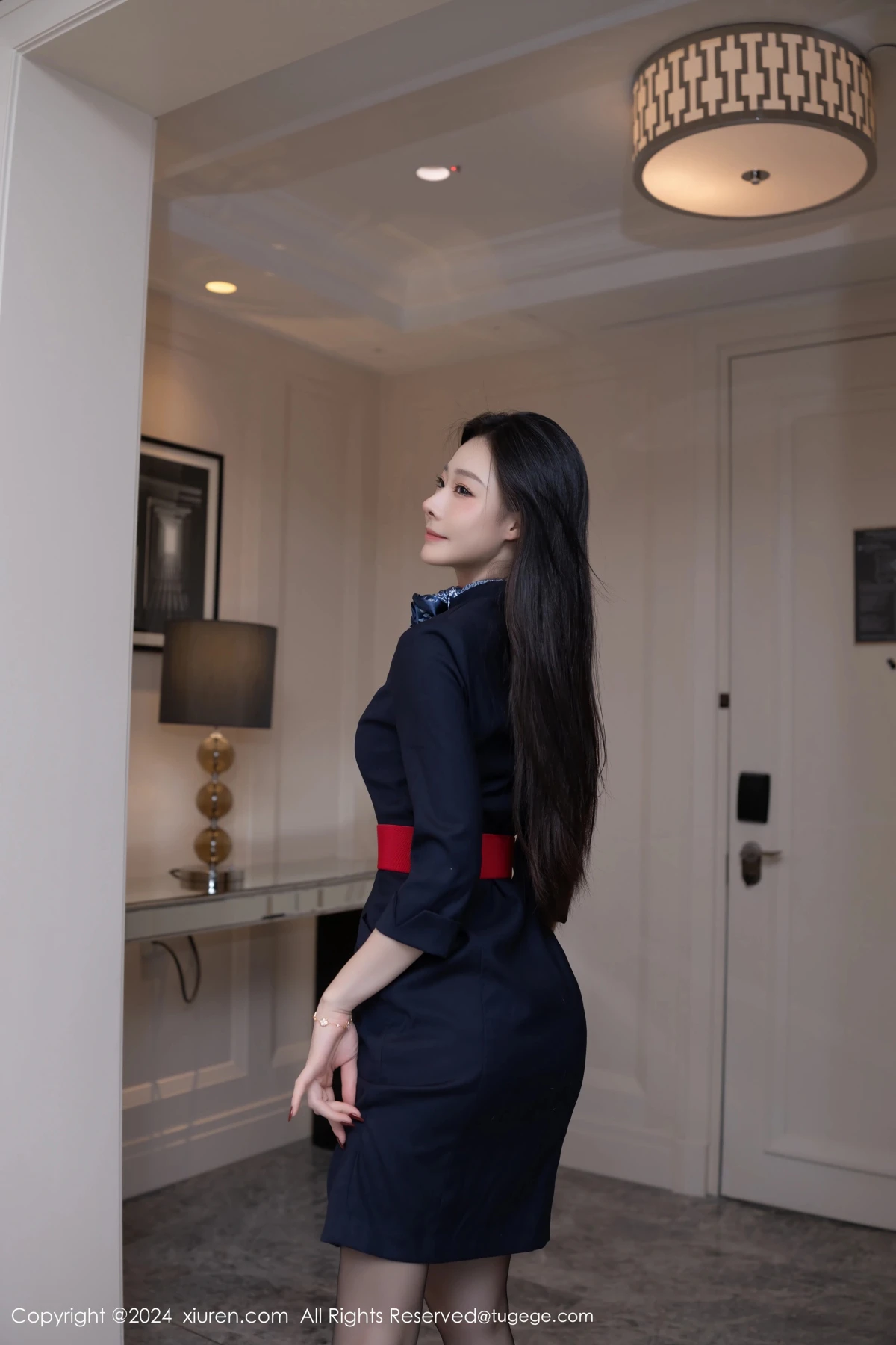 [秀人网] 2024.12.13 No.9597 小逗逗、秀人旗下#[80P]-002