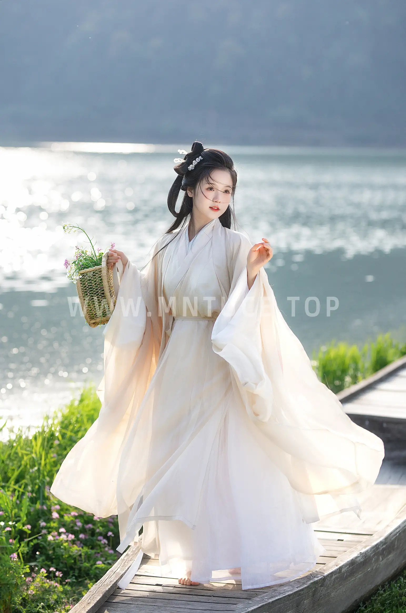 [艺图语] 2022.05.31 Vol.1037-014