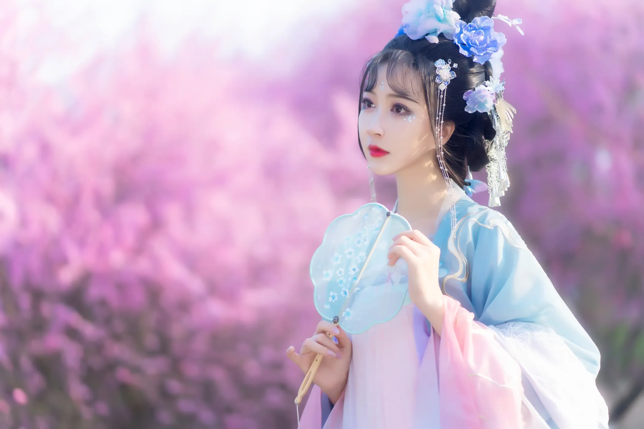 [艺图语]2022.11.28 Vol.2548-014