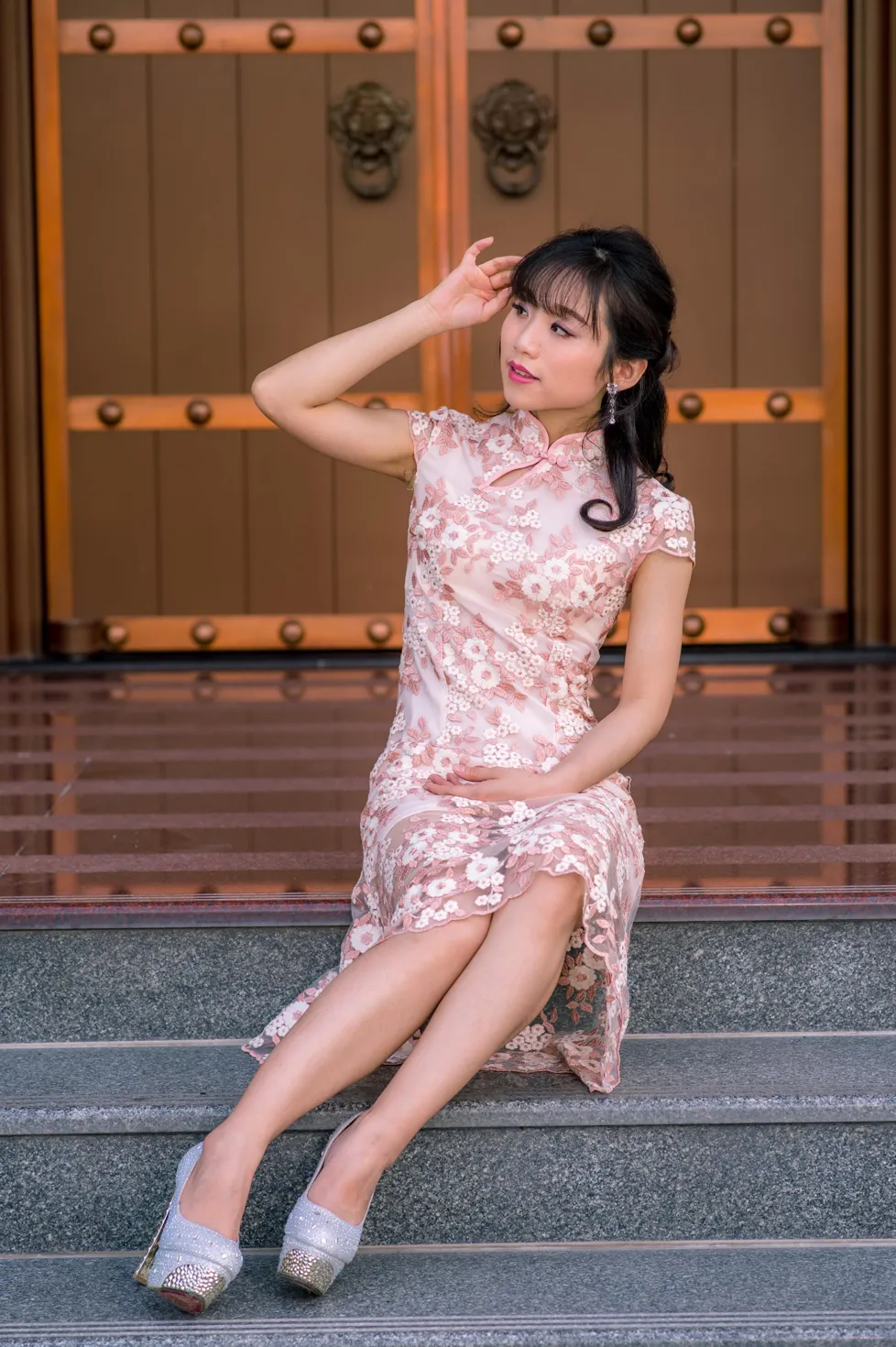 [街拍丝足] NO.188 余宸 旗袍高跟美腿 #街拍丝足、美足#[88P]-085