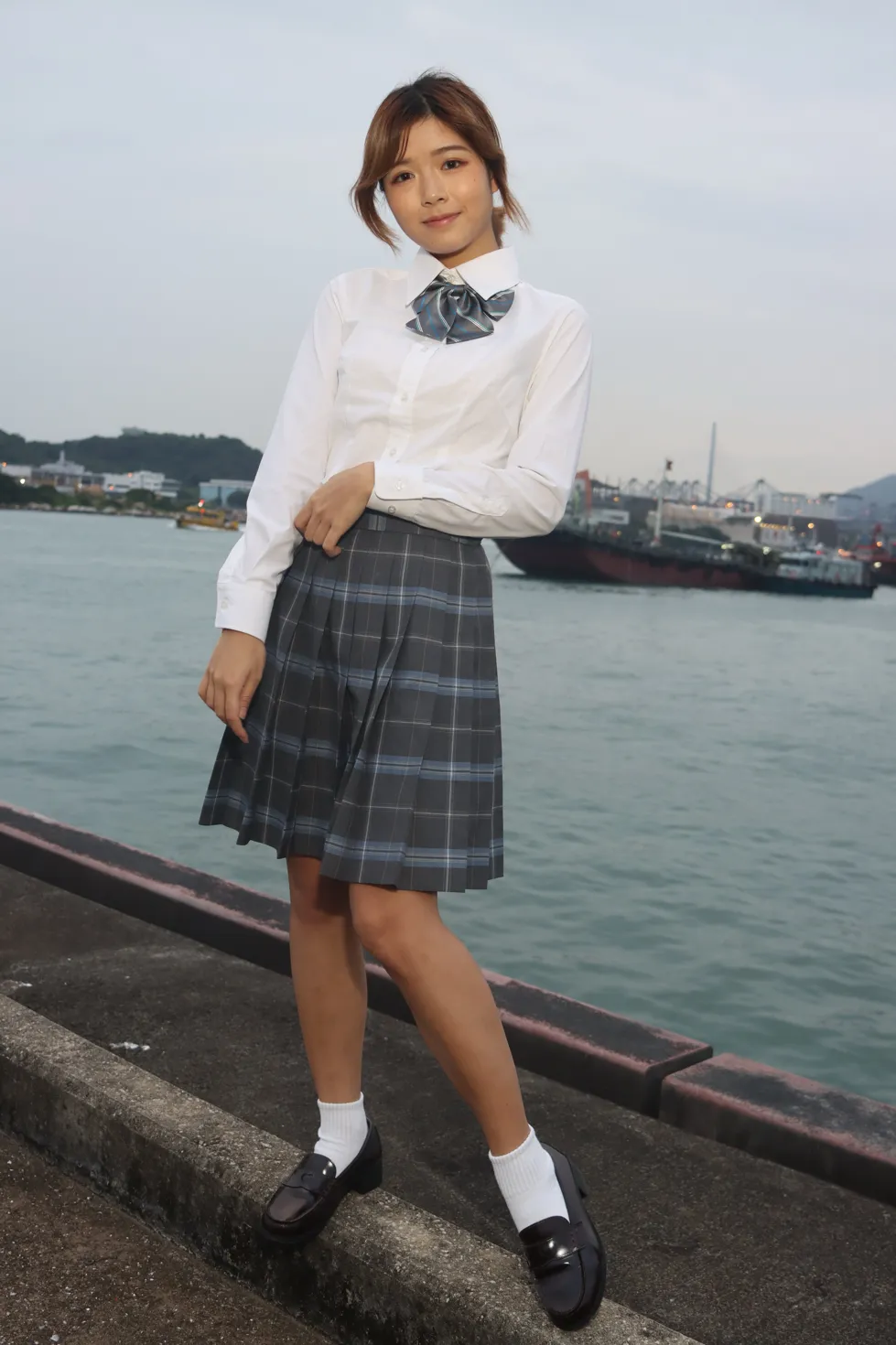 [街拍丝足] NO.144 Kandi 学生制服美腿 #街拍丝足、美足#[110P]-067