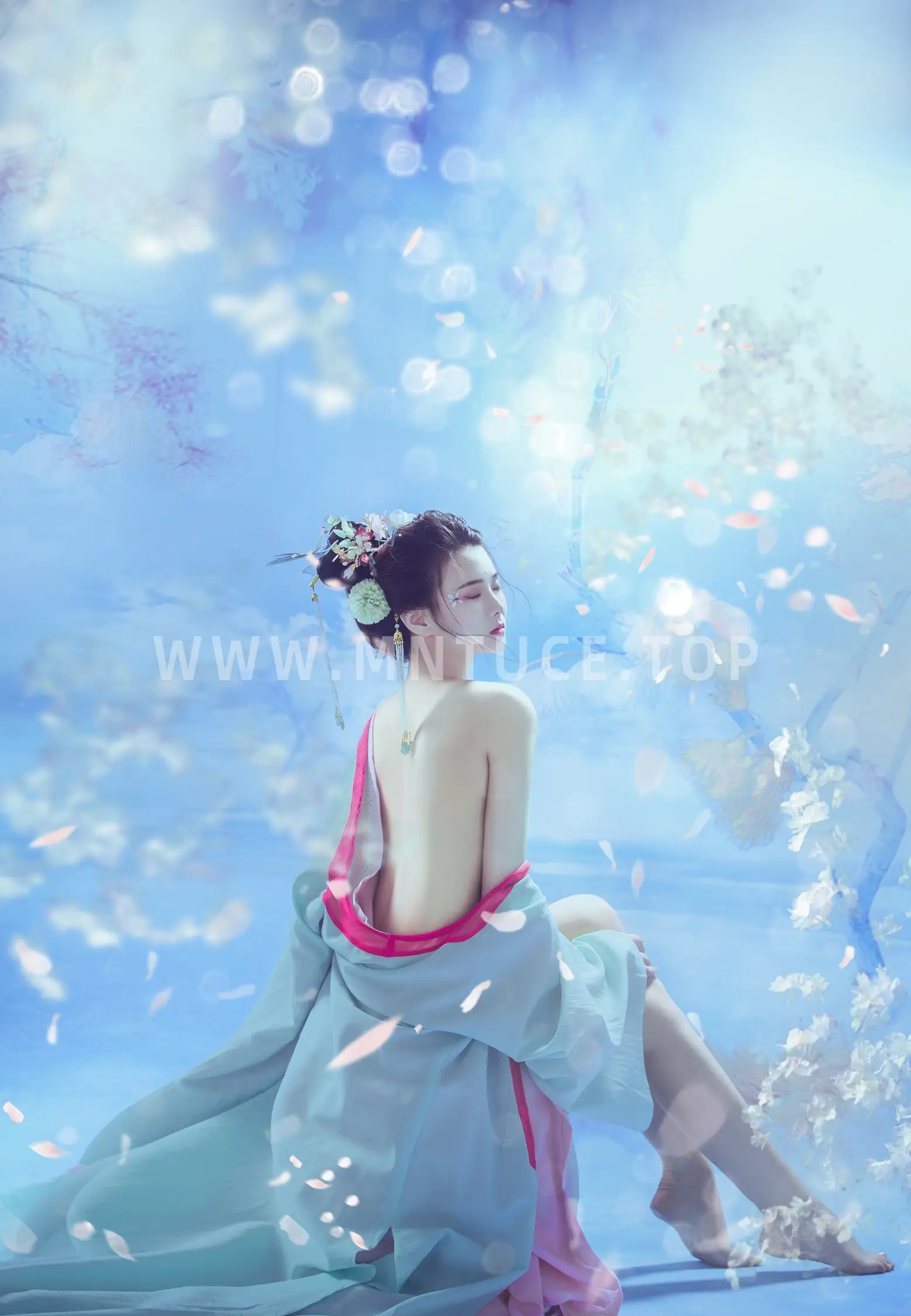 [艺图语] 2022.01.24 Vol.700-020