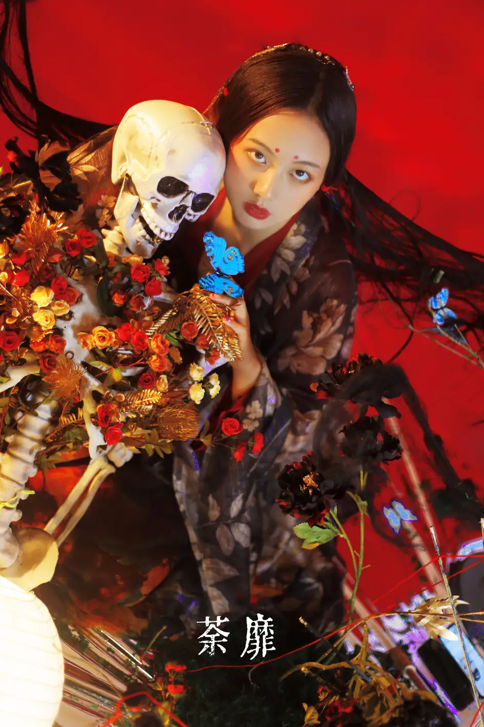 [艺图语] 2022.07.29 Vol.1573 – 荼靡 葛梦[33P]-PicJJ