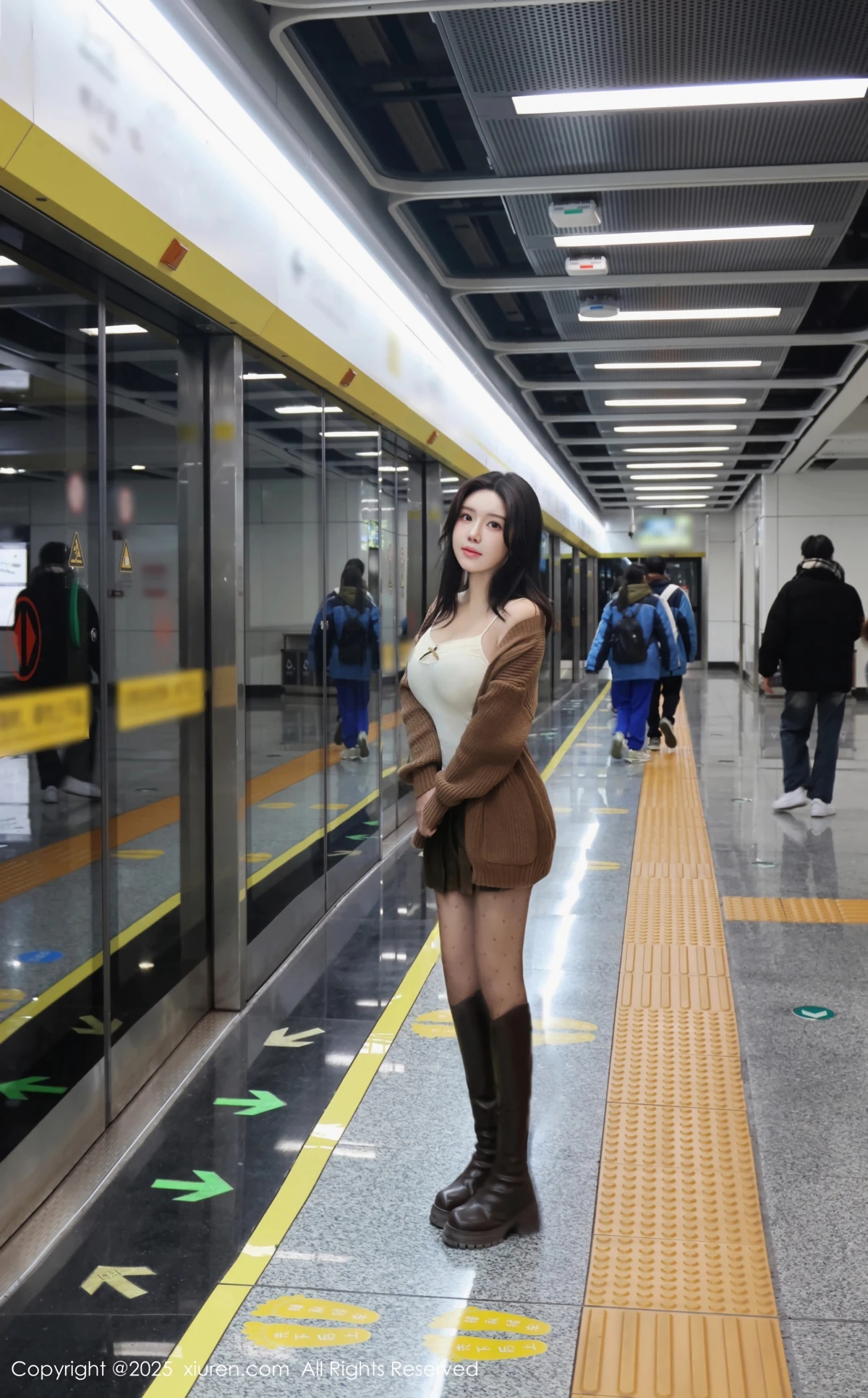 [秀人网] 2025.01.03 No.9708 小薯条nienie、秀人旗下#[72P]-006