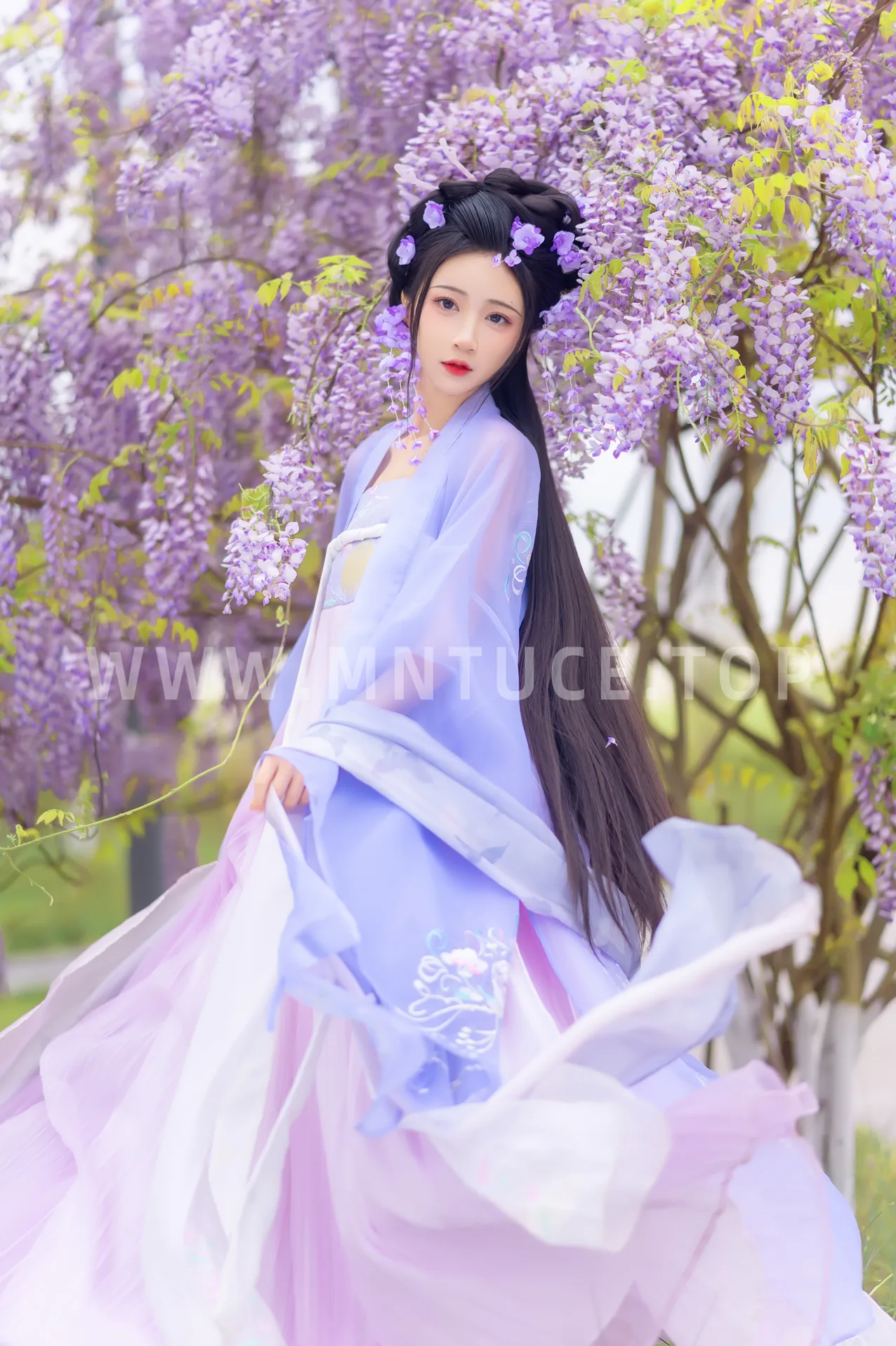 [艺图语]2022.11.27 Vol.2539-025