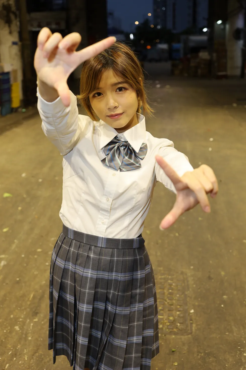 [街拍丝足] NO.144 Kandi 学生制服美腿 #街拍丝足、美足#[110P]-023
