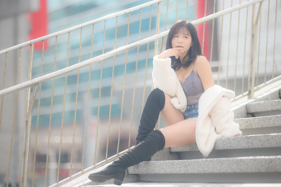 [街拍丝足] NO.215 YoYo 牛仔短裤长靴 #街拍丝足、美足#[109P]-040