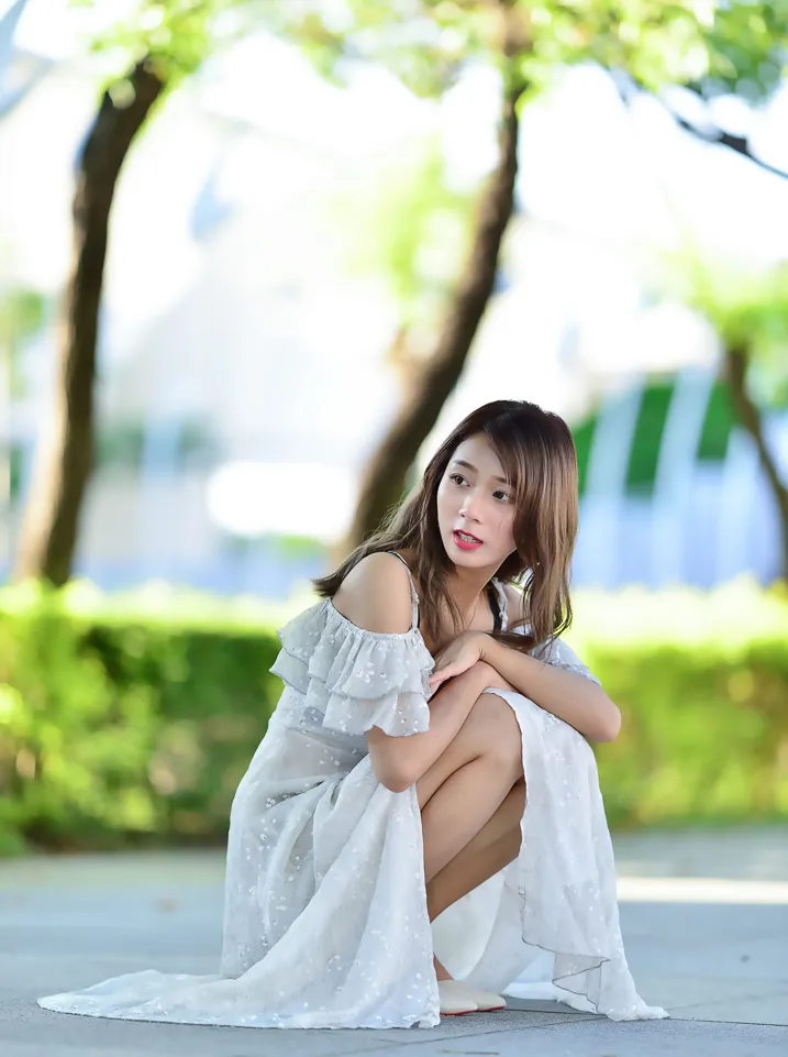 [街拍丝足] NO.200 vivi曹媛媛 吊带高衩长裙高跟美腿 #街拍丝足、美足#[113P]-064