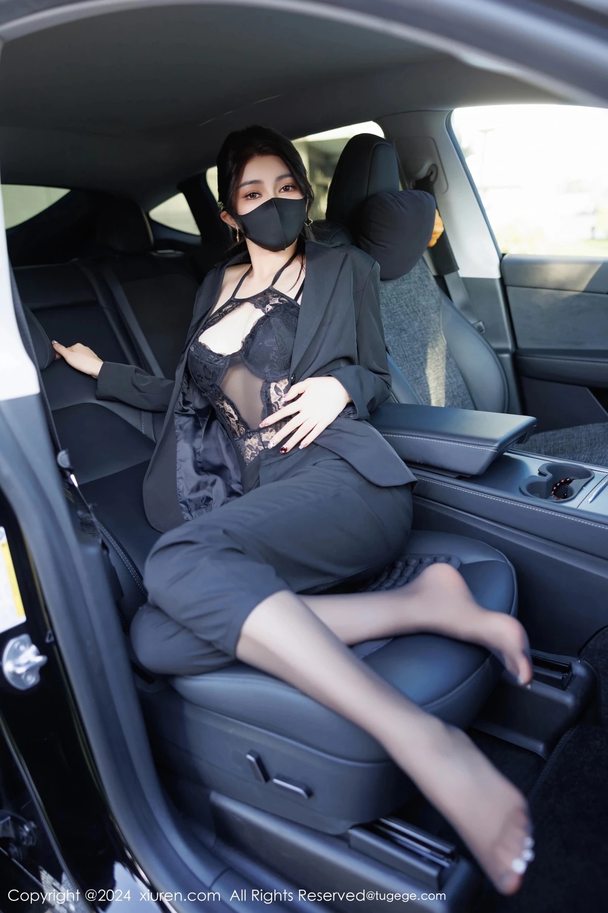[秀人网] 2024.11.06 No.9405 凯竹Quinn、秀人旗下#[84P]-025