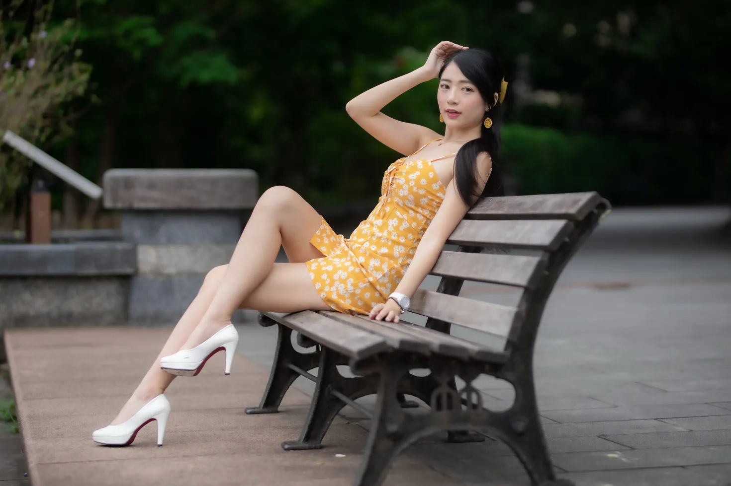 [街拍丝足] NO.170 湘芹 吊带连衣裙高跟美腿 #街拍丝足、美足#[48P]-008
