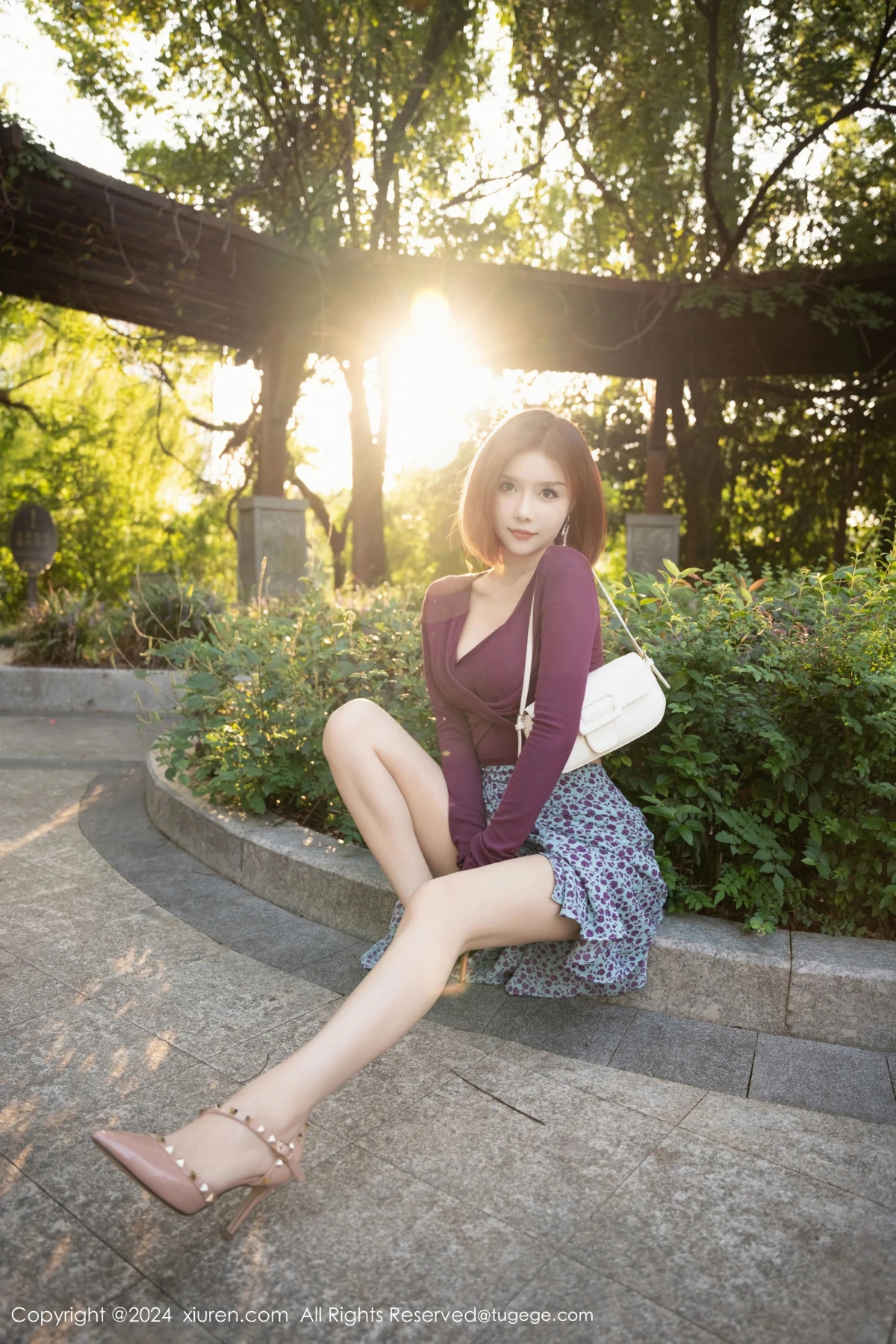 [秀人网] 2024.11.14 No.9445 白芷yy、秀人旗下#[54P]-002